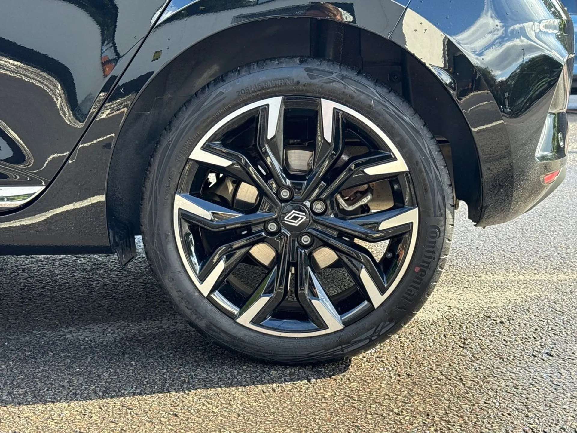 2025 RENAULT CLIO 2025 RENAULT CLIO