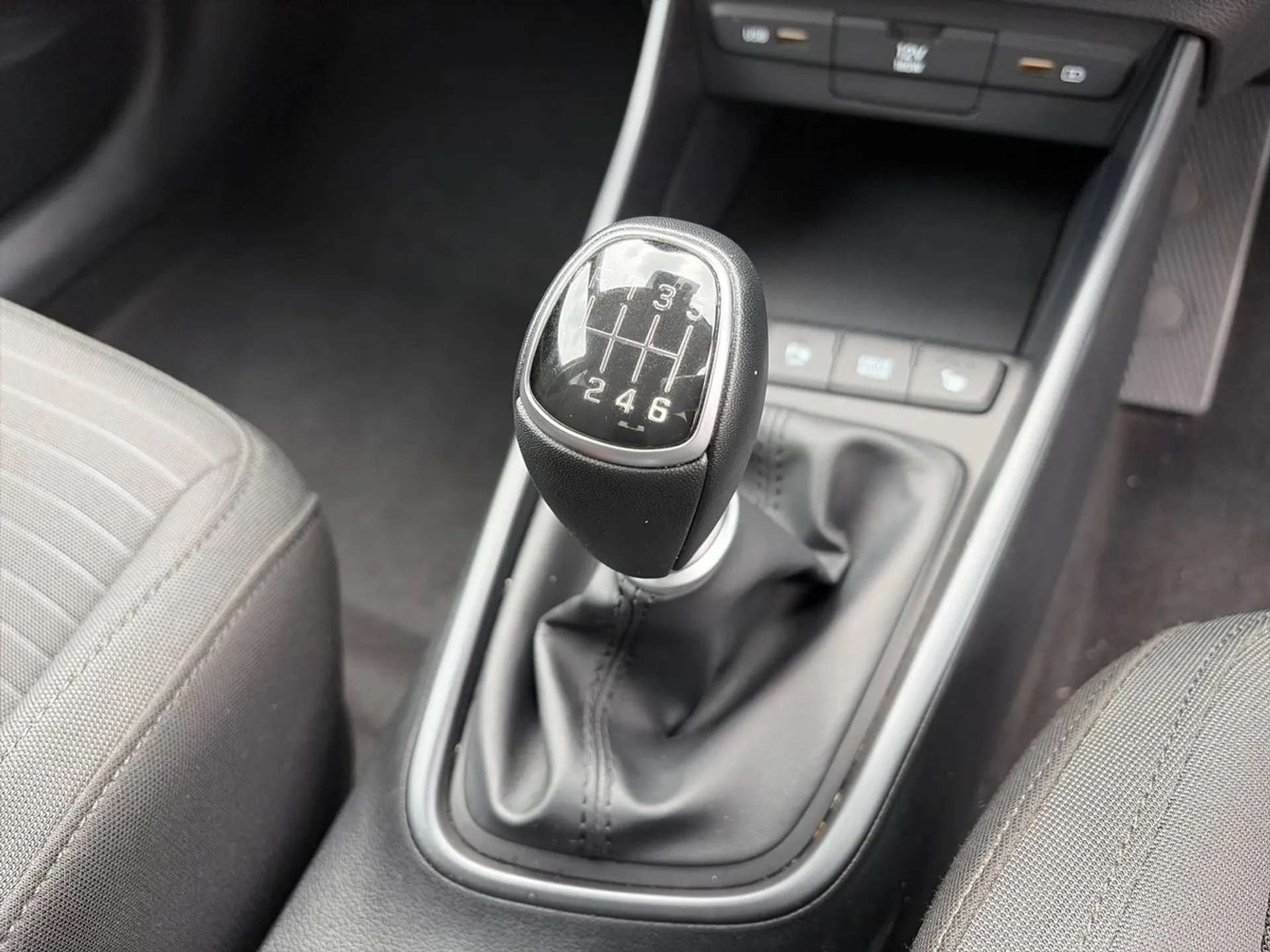 2021 HYUNDAI I20 2021 HYUNDAI I20