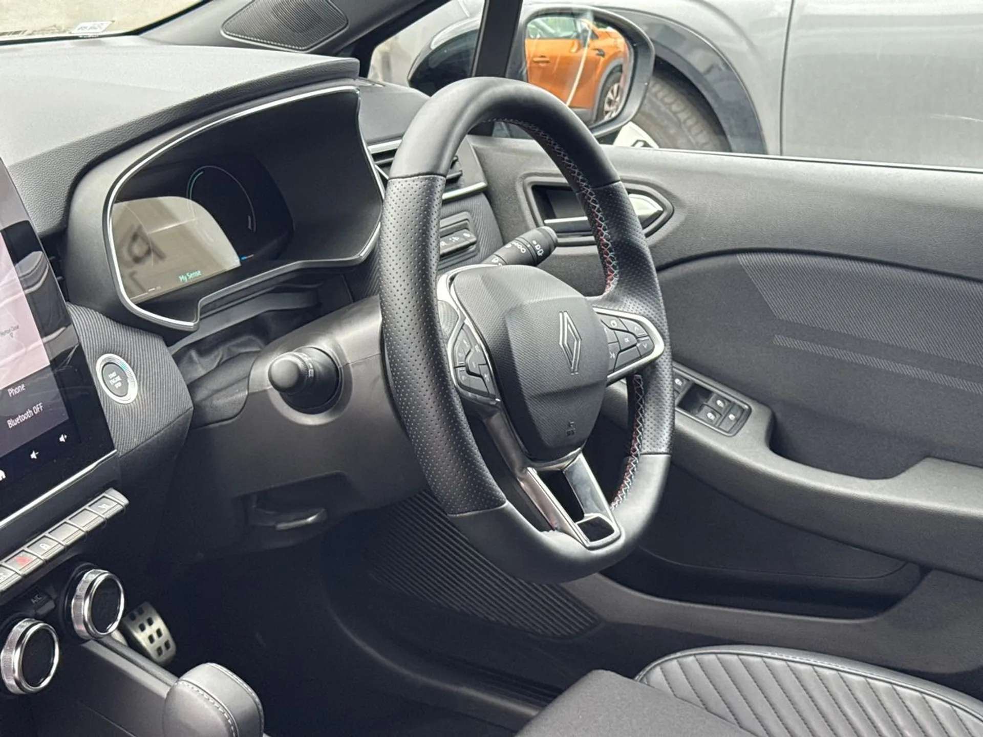 2025 RENAULT CLIO 2025 RENAULT CLIO