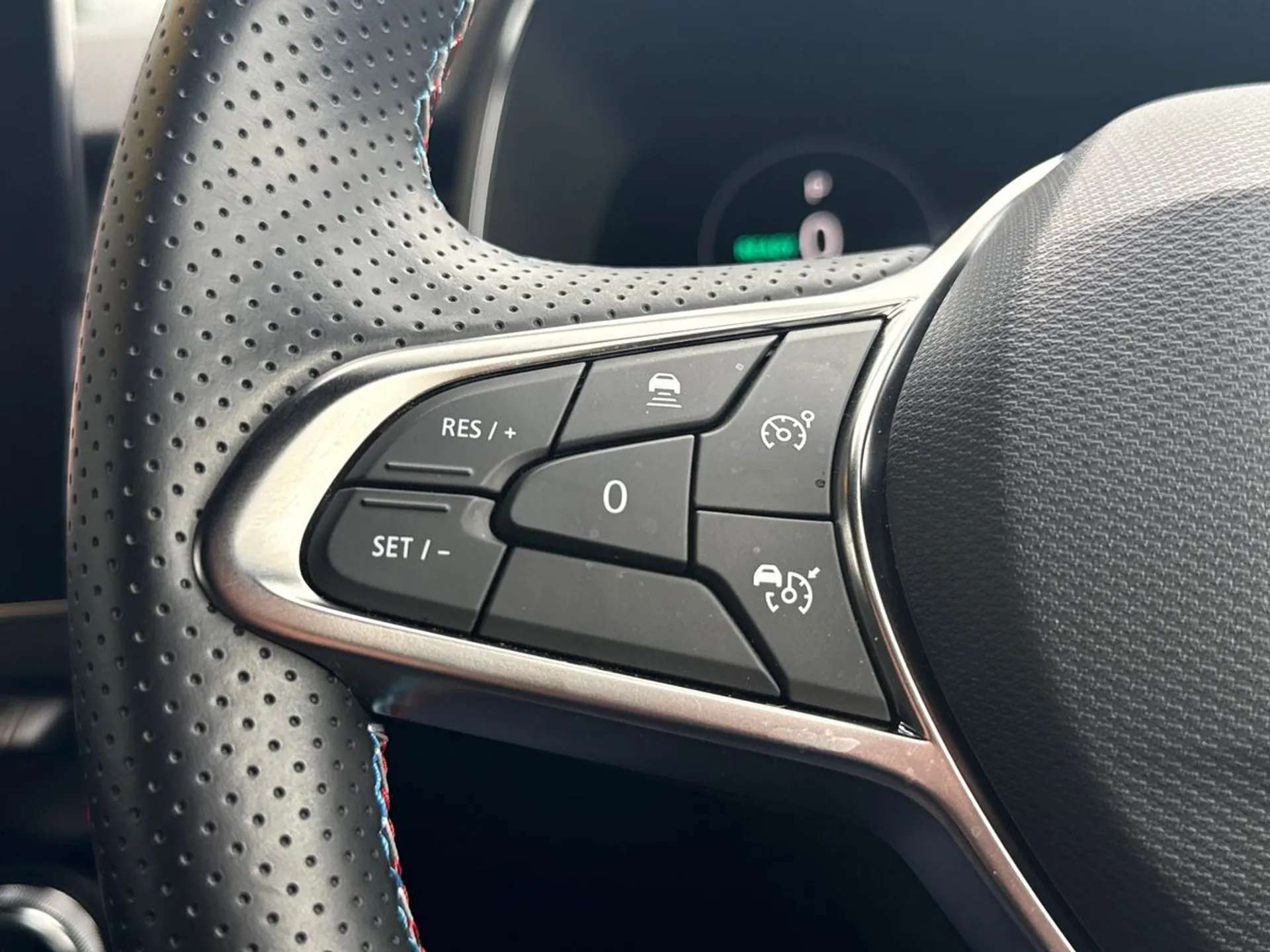 2025 RENAULT CLIO 2025 RENAULT CLIO