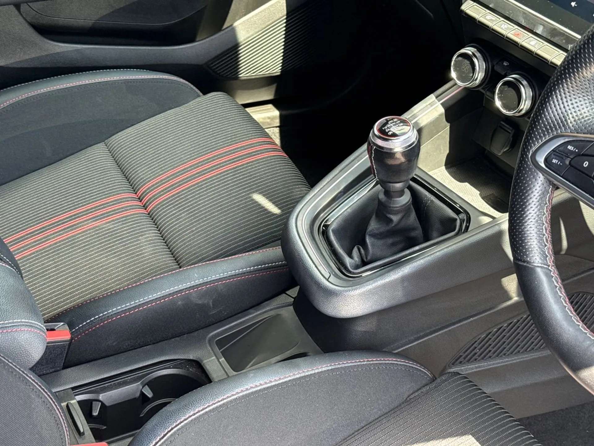 2023 RENAULT CLIO 2023 RENAULT CLIO