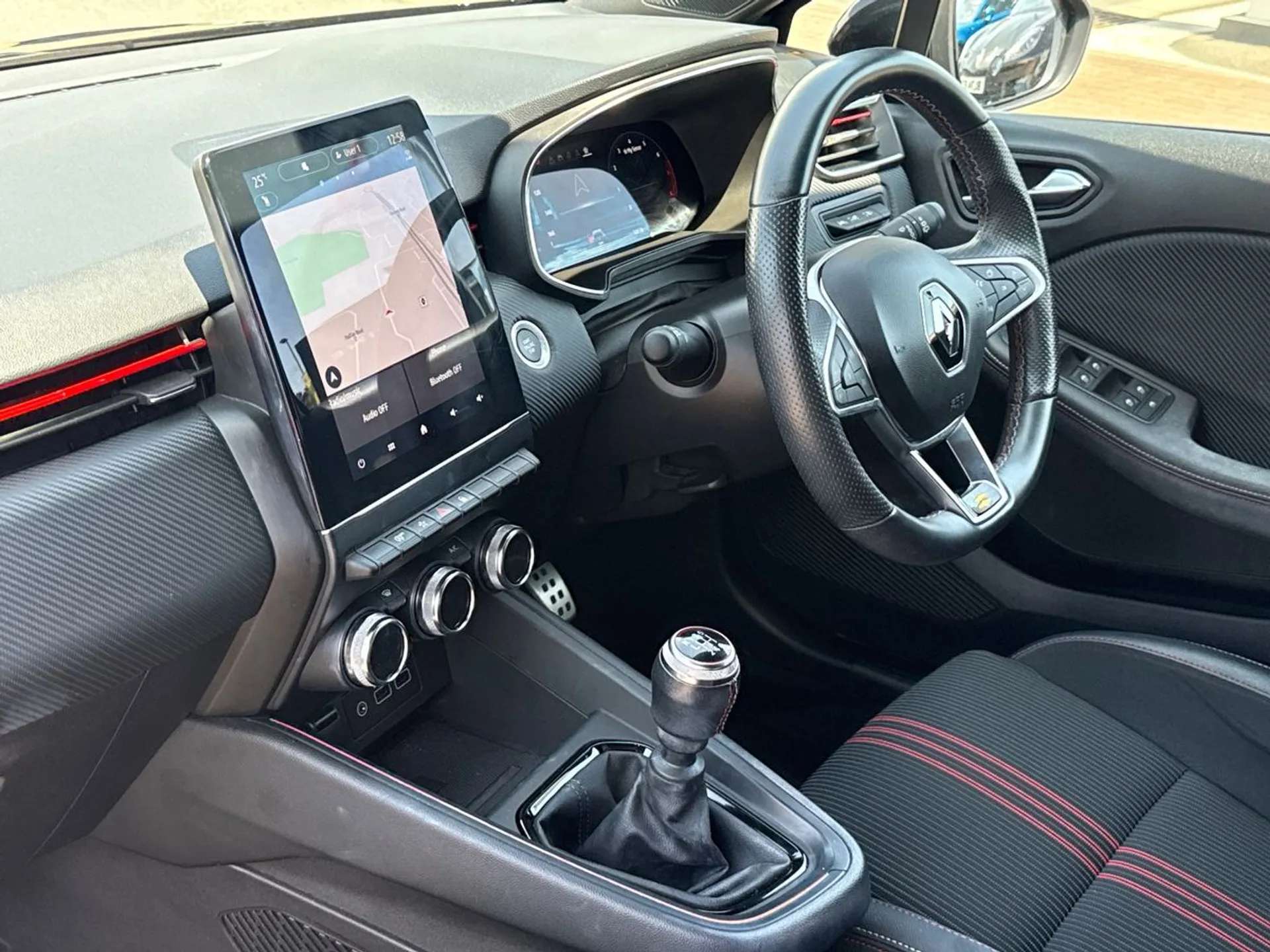 2023 RENAULT CLIO 2023 RENAULT CLIO