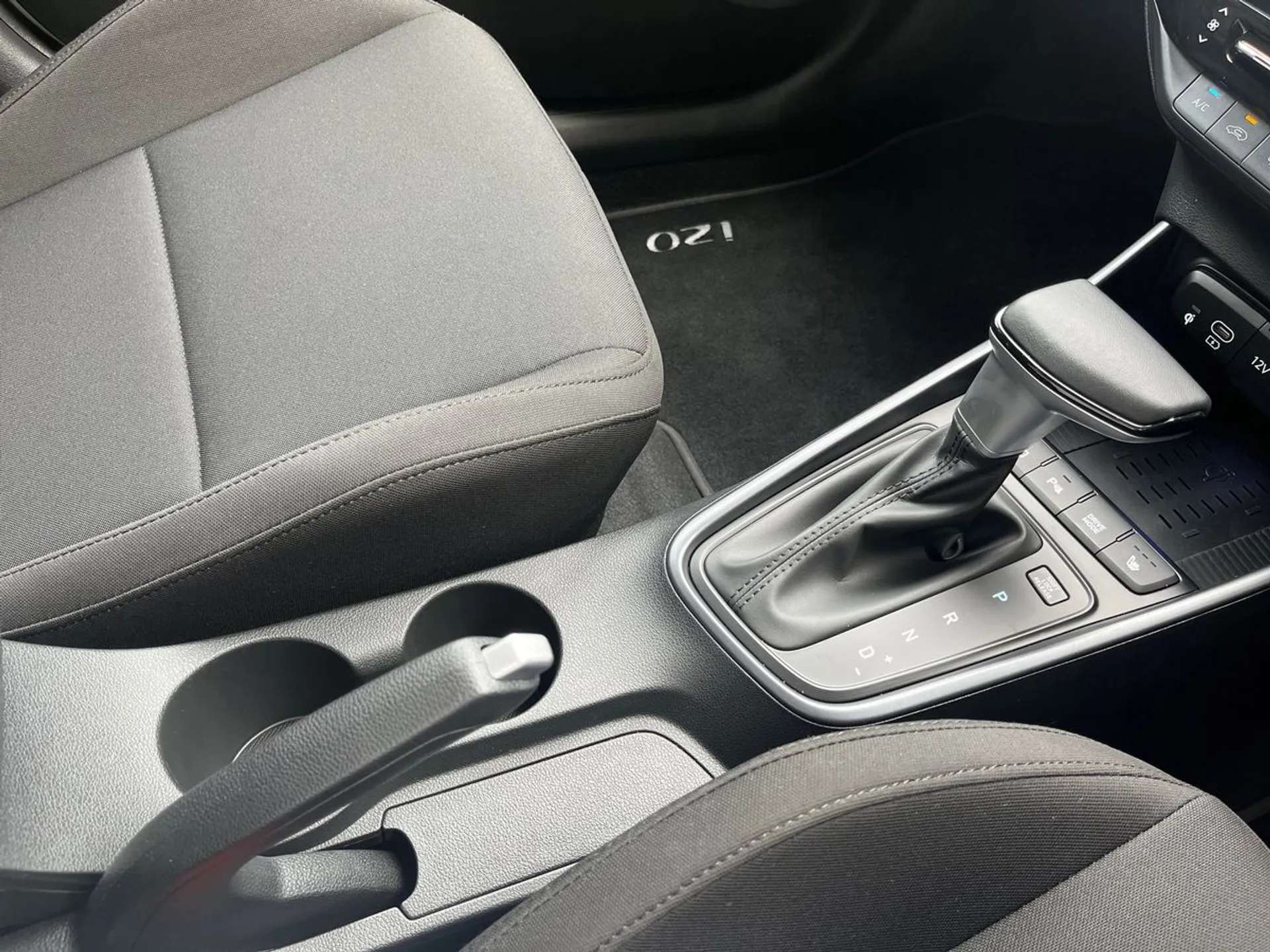 2025 HYUNDAI I20 2025 HYUNDAI I20