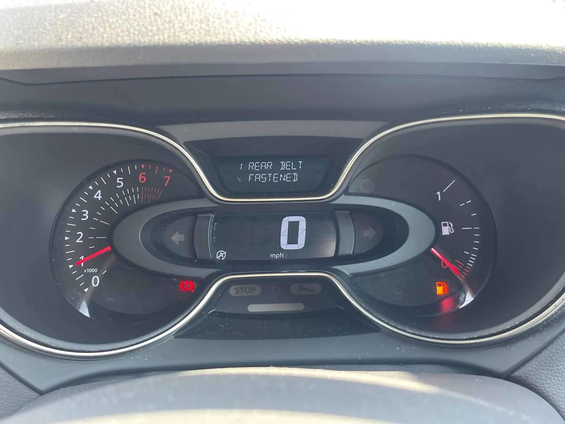 A 2019 RENAULT CAPTUR 0.9 TCE 90 Play 5dr A 2019 RENAULT CAPTUR 0.9 TCE 90 Play 5dr