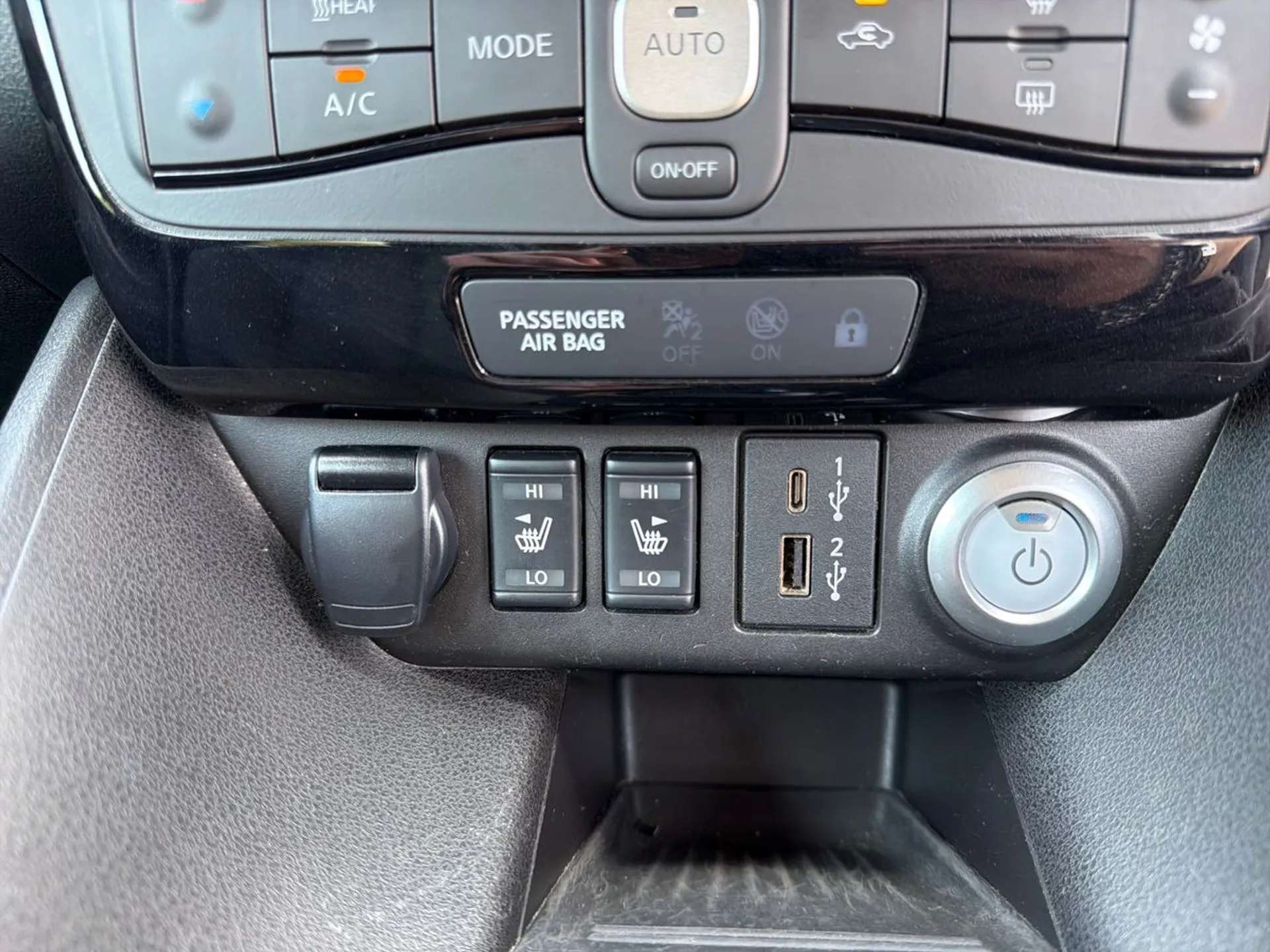 2022 NISSAN LEAF 2022 NISSAN LEAF