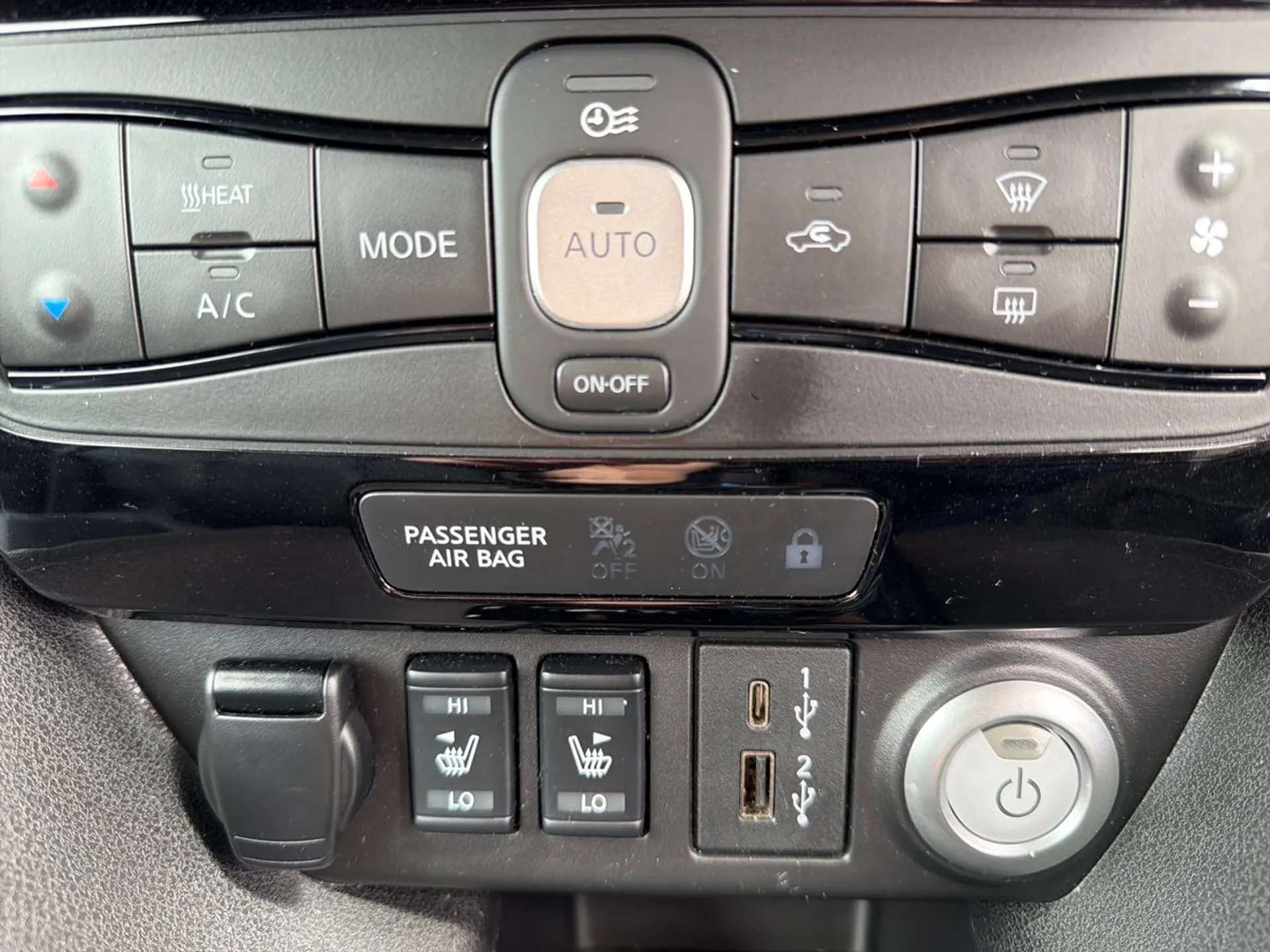 2022 NISSAN LEAF 2022 NISSAN LEAF