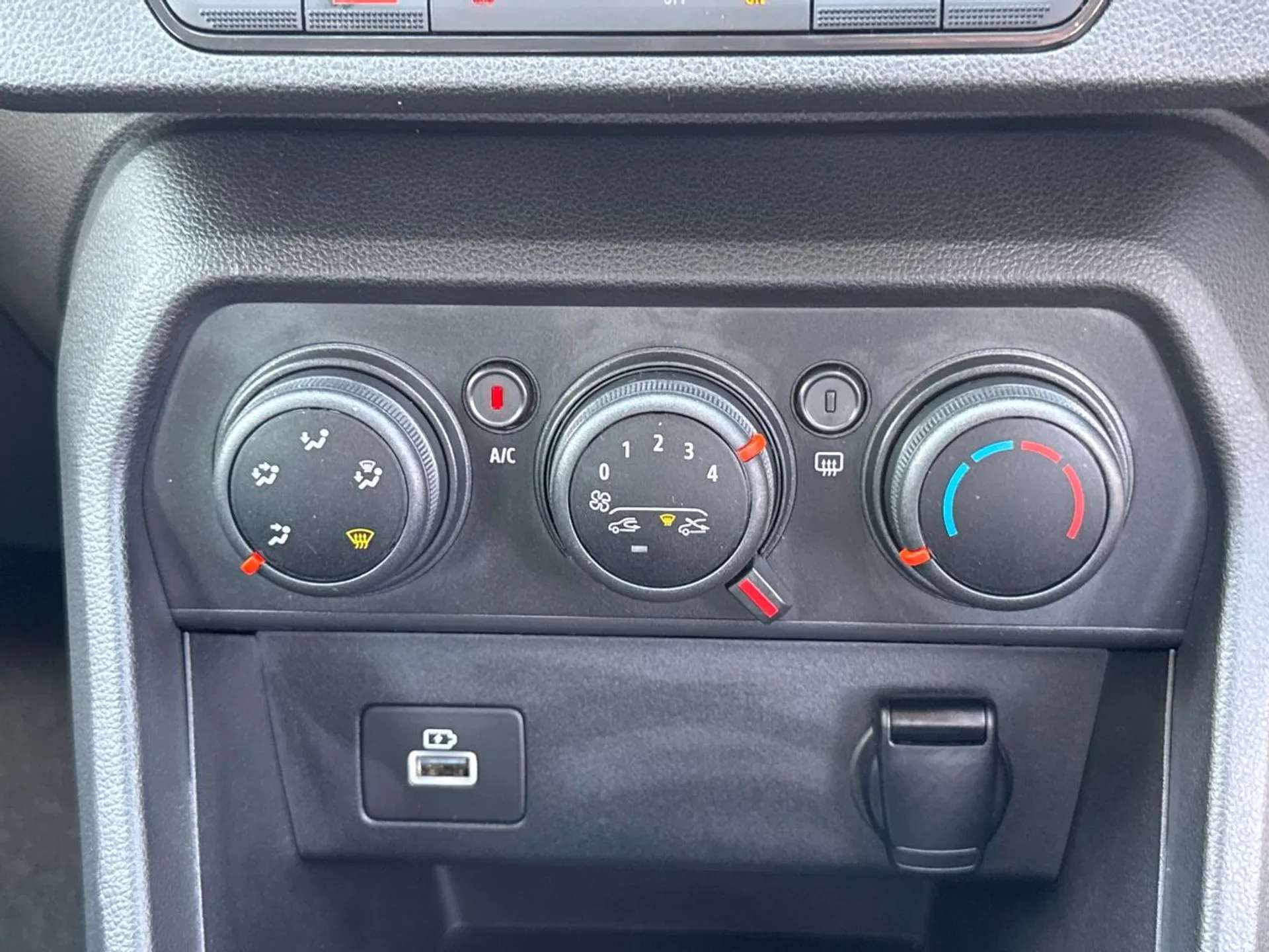 2022 DACIA SANDERO 2022 DACIA SANDERO