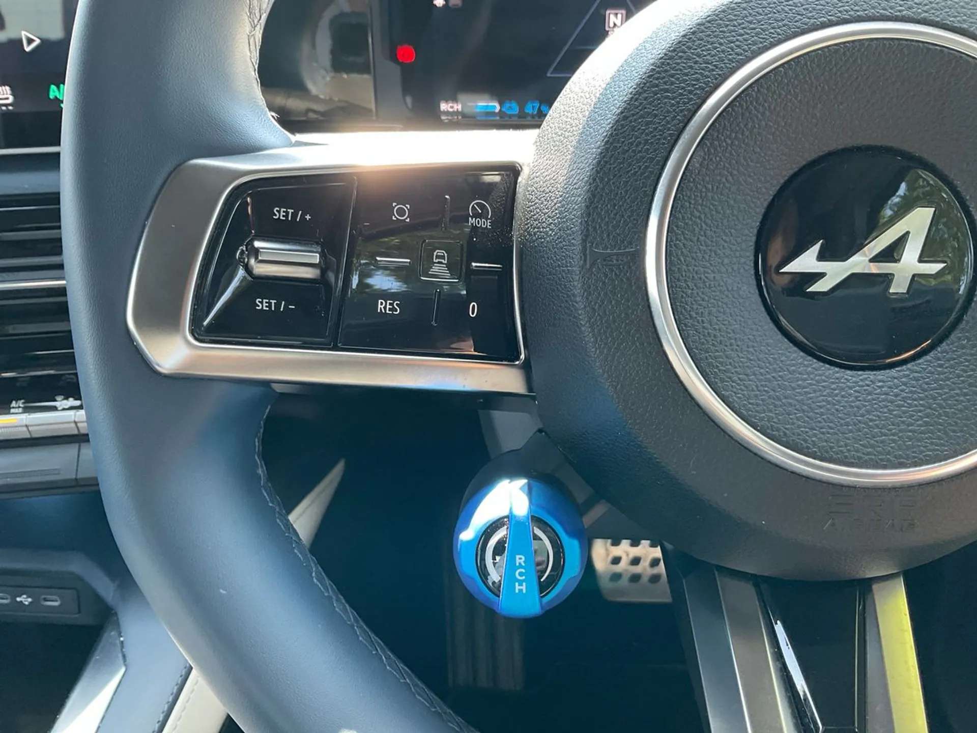 2025 ALPINE A290 2025 ALPINE A290