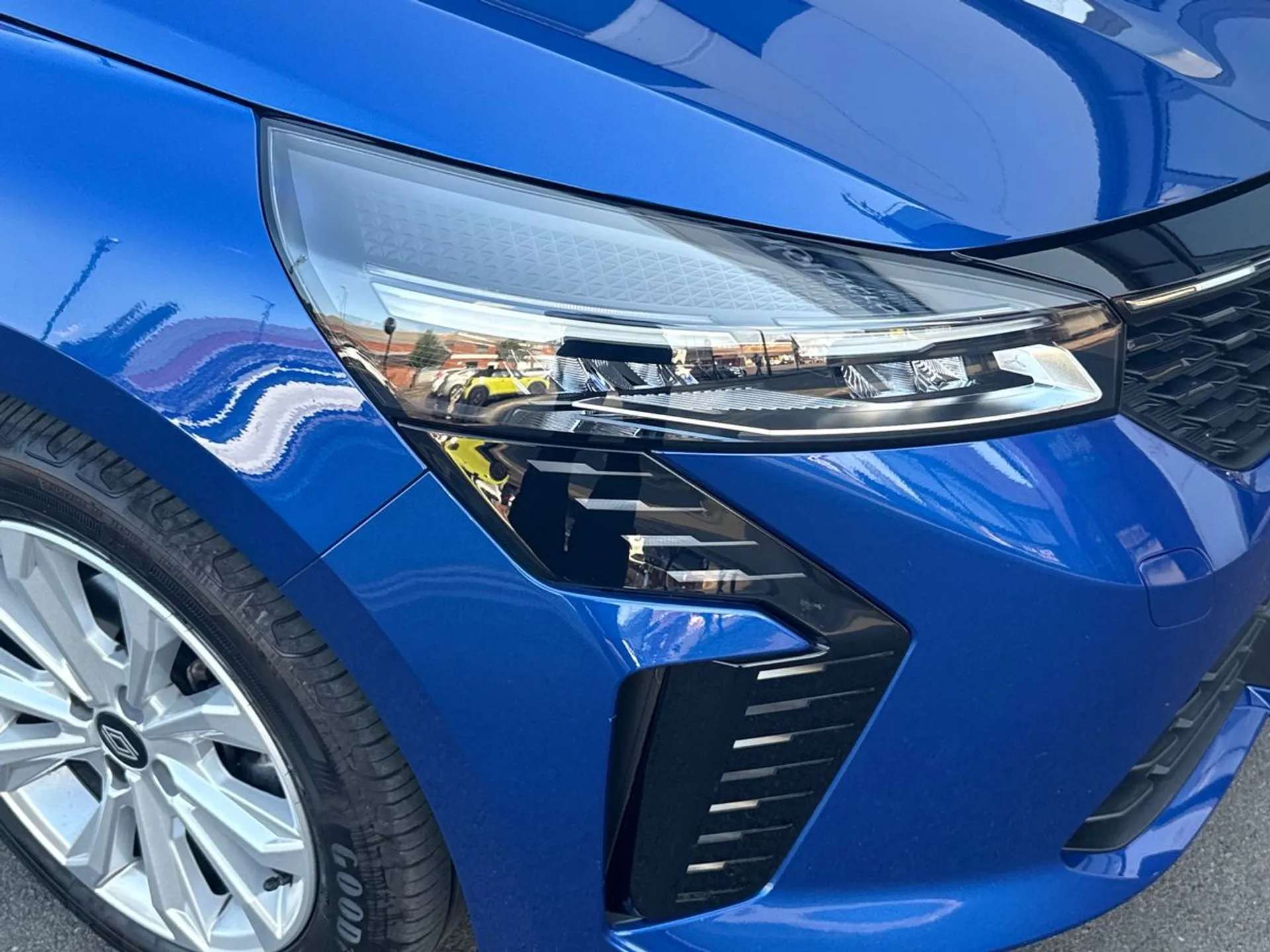 2024 RENAULT CLIO 2024 RENAULT CLIO