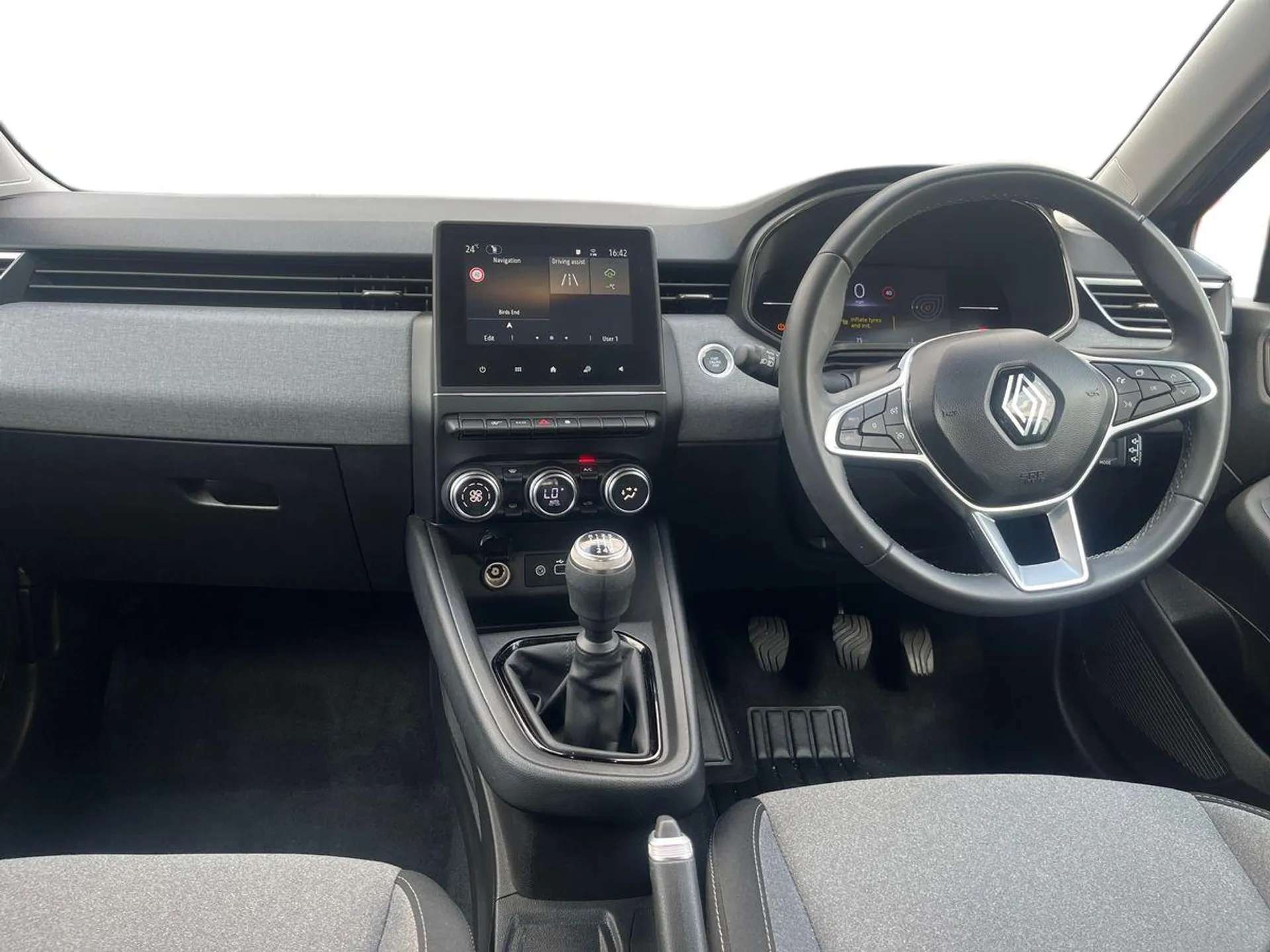 2024 RENAULT CLIO 2024 RENAULT CLIO