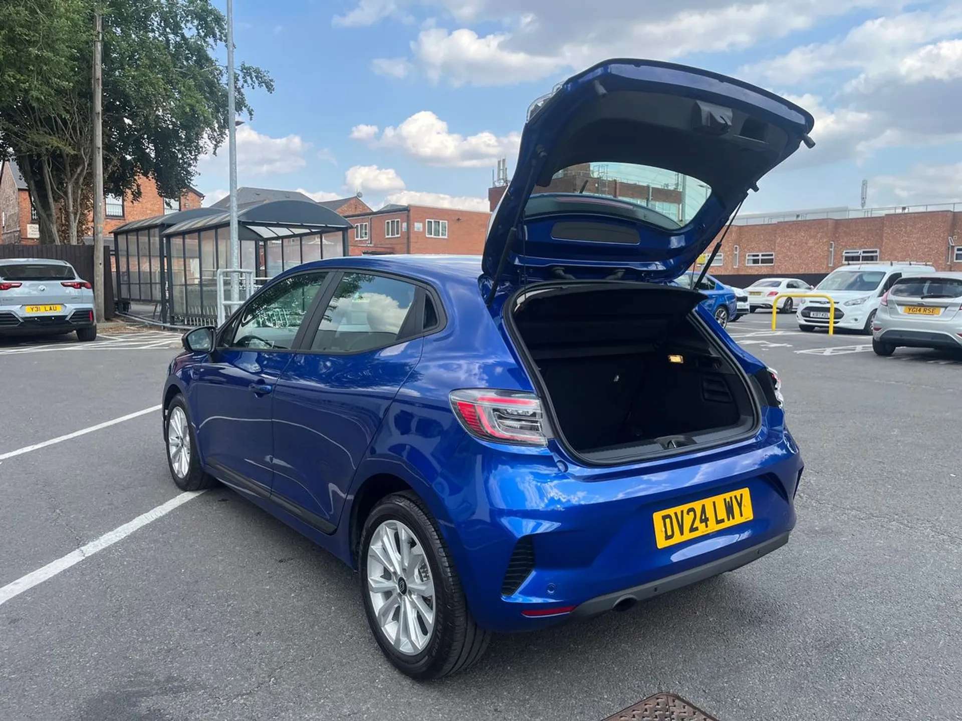 2024 RENAULT CLIO 2024 RENAULT CLIO