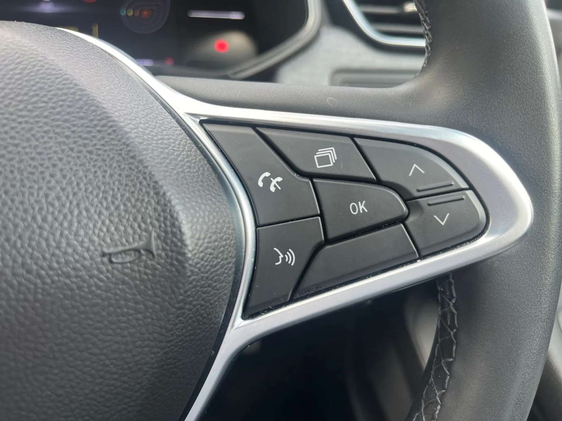 2024 RENAULT CLIO 2024 RENAULT CLIO