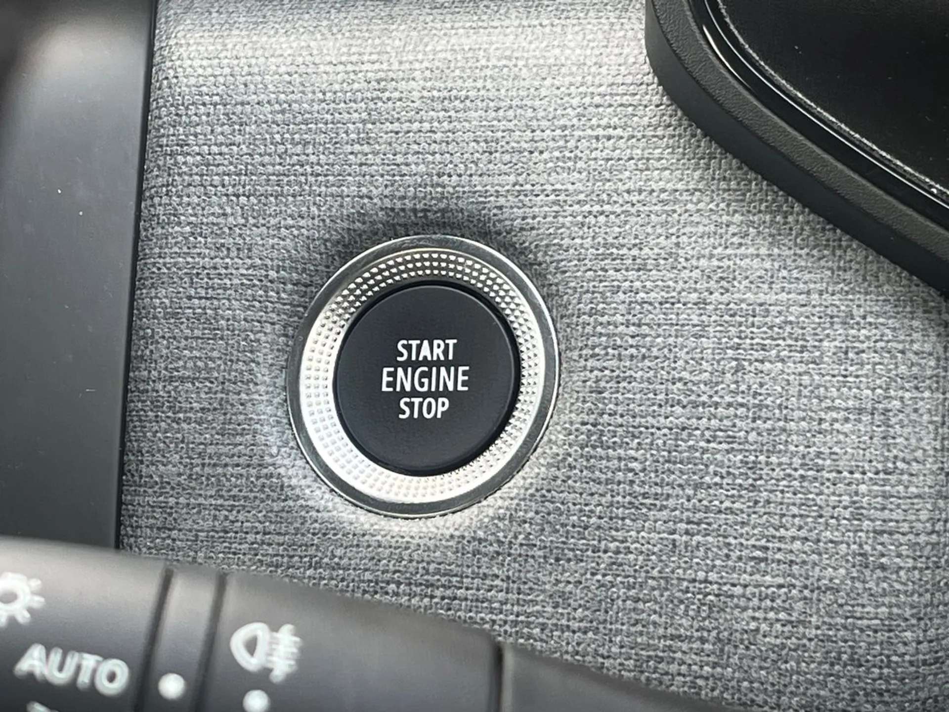 2024 RENAULT CLIO 2024 RENAULT CLIO