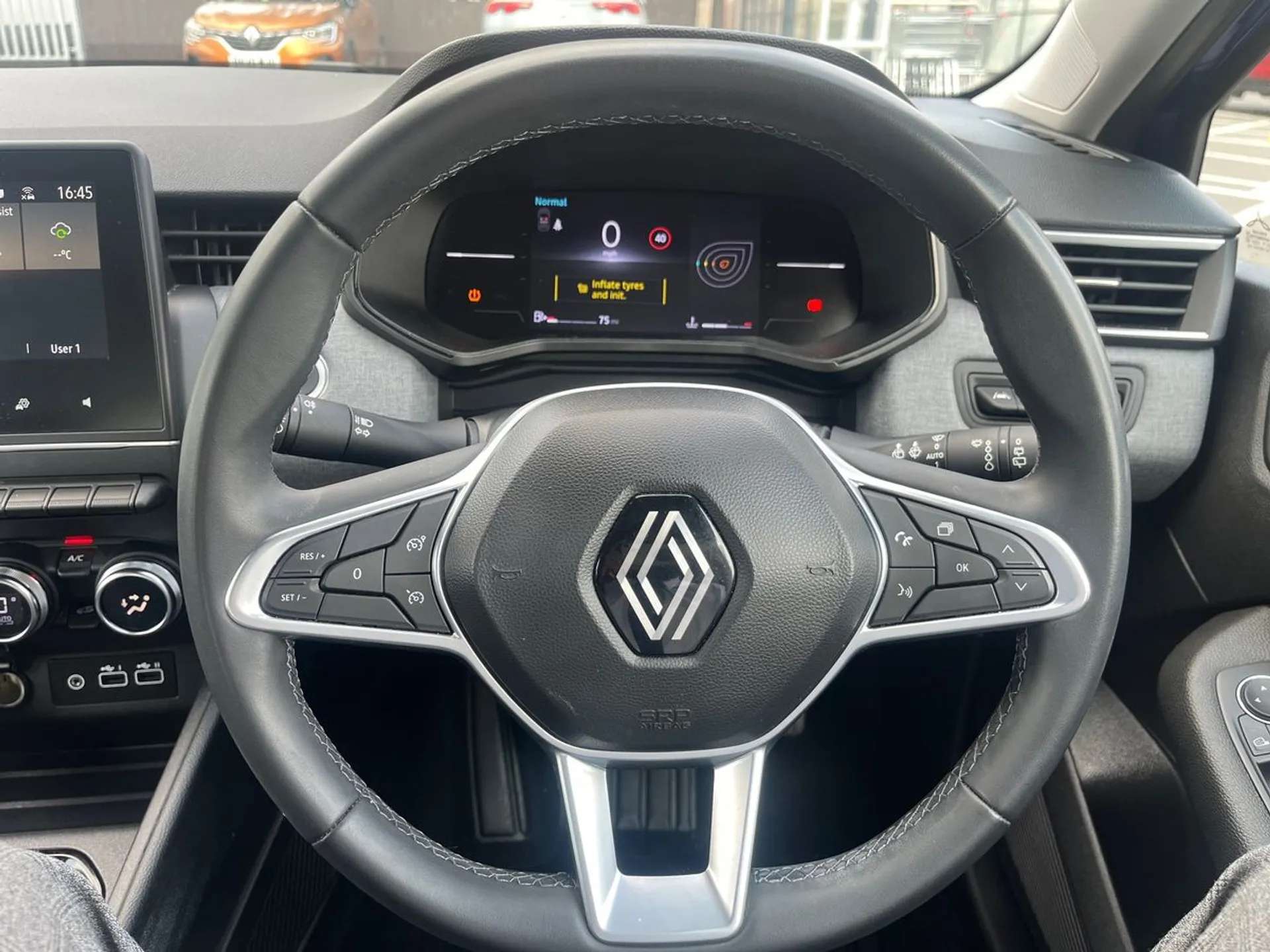 2024 RENAULT CLIO 2024 RENAULT CLIO