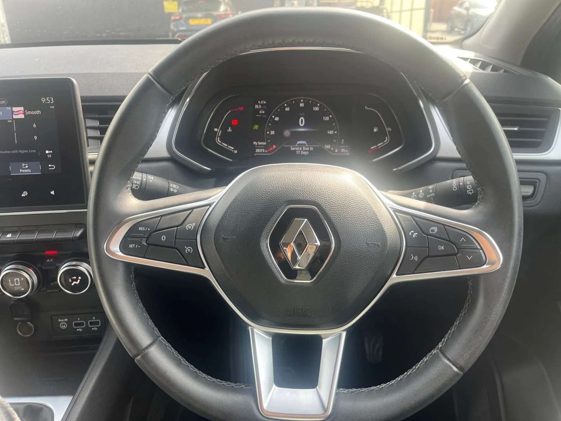 2022 RENAULT CAPTUR 2022 RENAULT CAPTUR