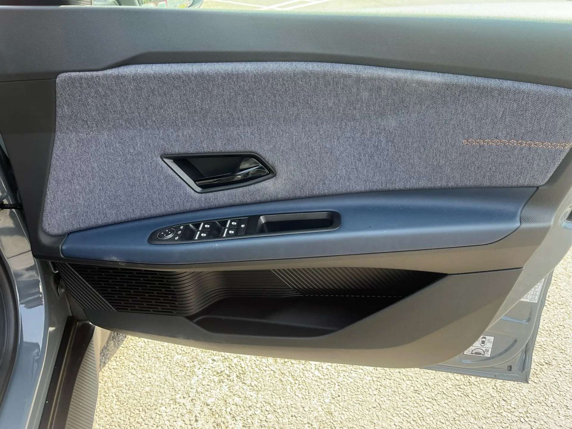 2025 RENAULT 4 2025 RENAULT 4