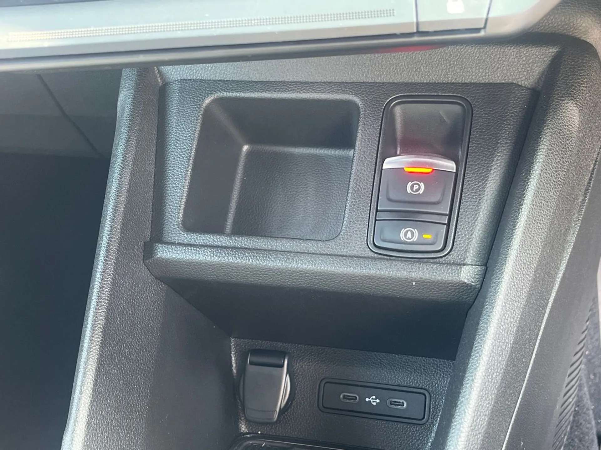 2025 RENAULT 4 2025 RENAULT 4