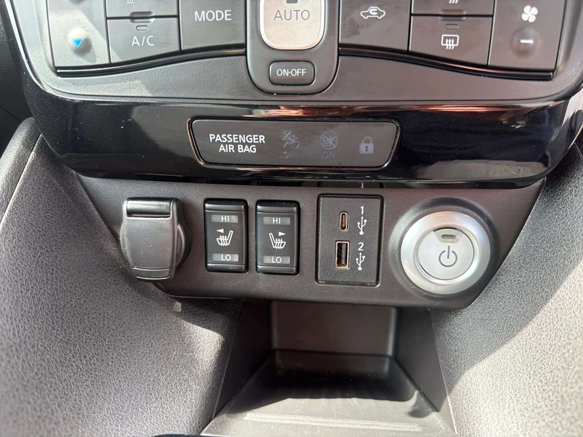 2022 NISSAN LEAF 2022 NISSAN LEAF