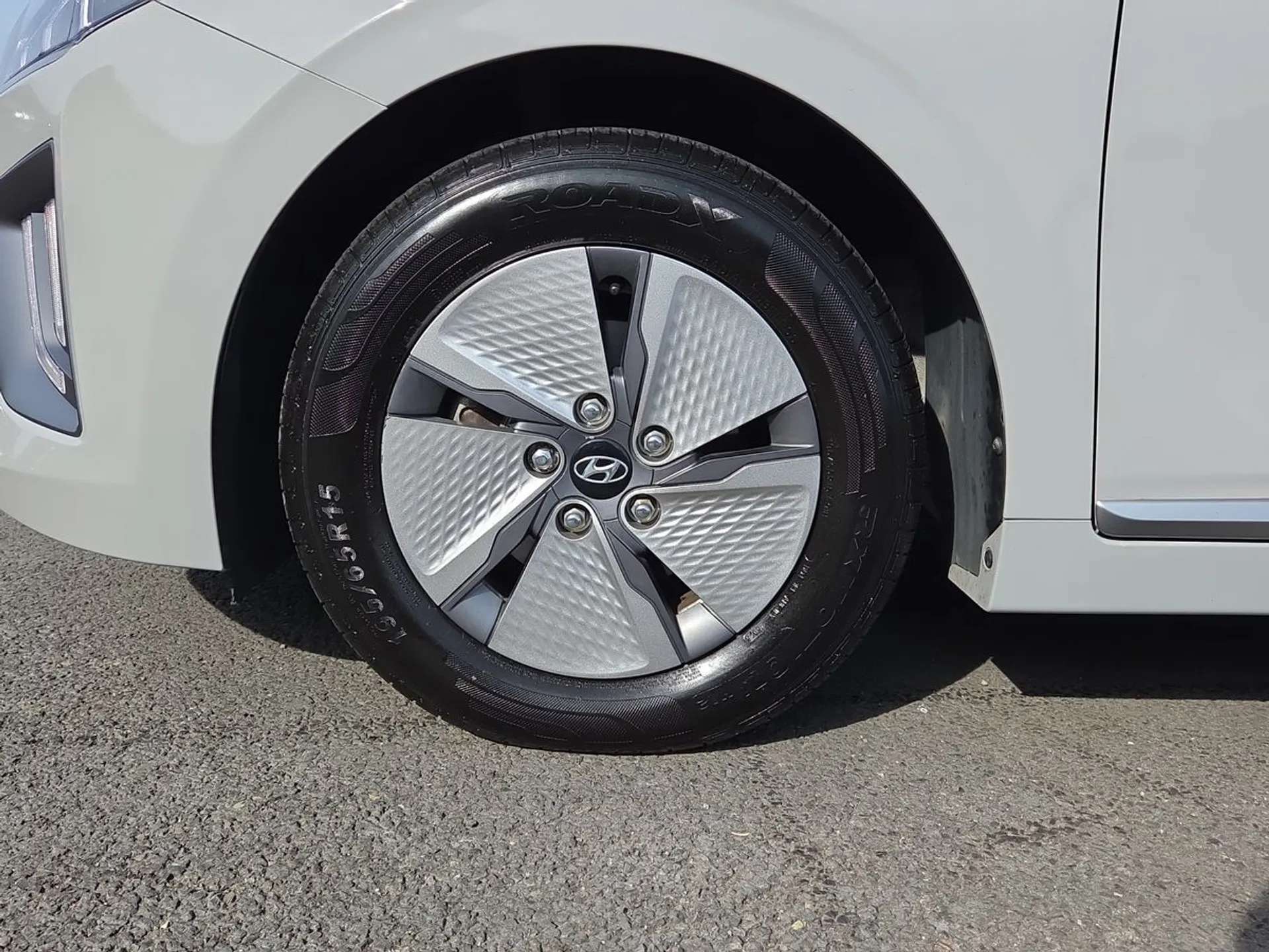 2022 HYUNDAI IONIQ 2022 HYUNDAI IONIQ