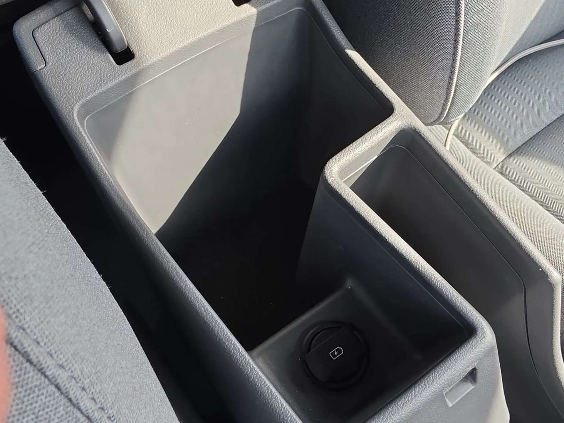 2022 HYUNDAI IONIQ 2022 HYUNDAI IONIQ