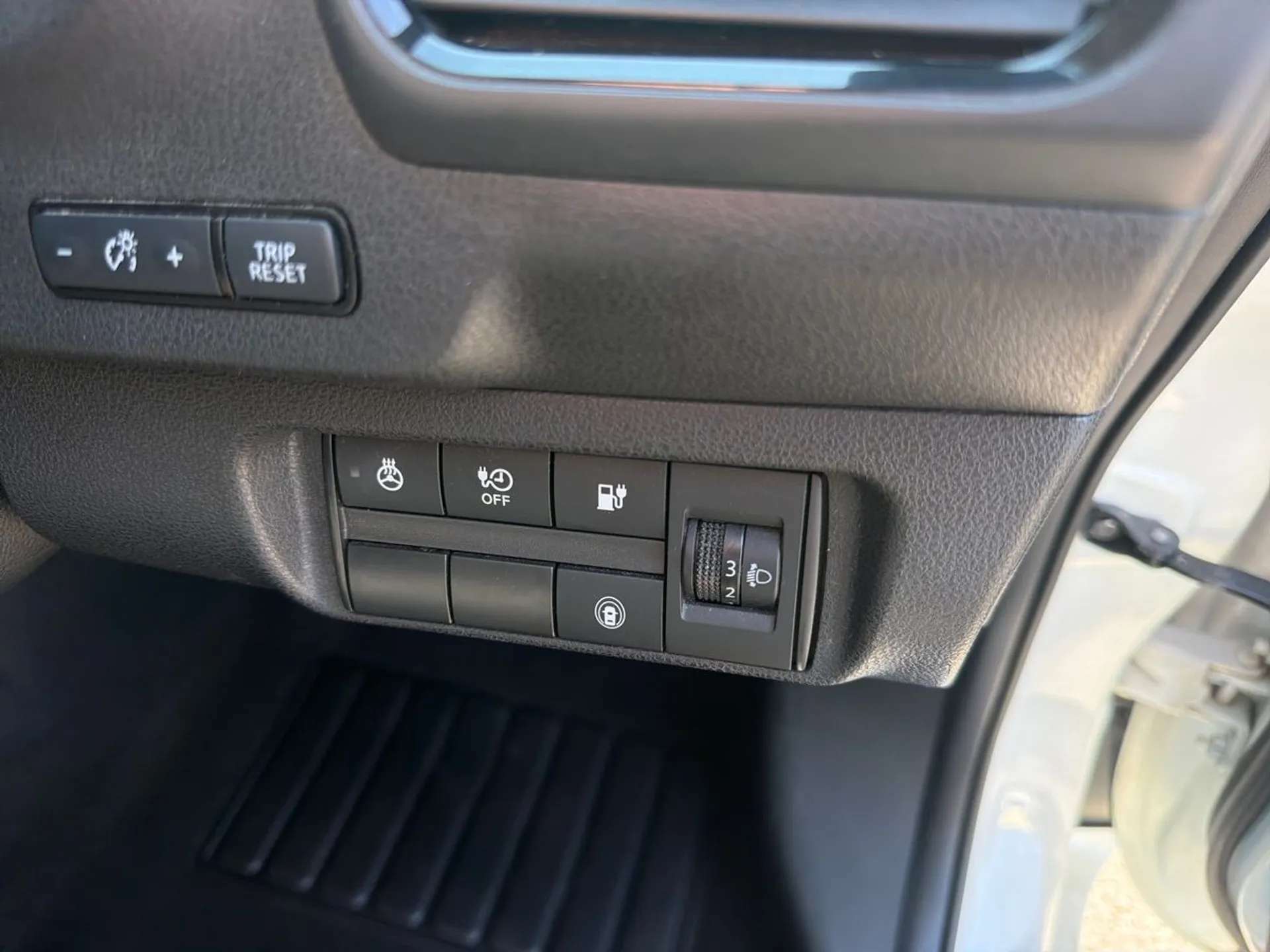 2022 NISSAN LEAF 2022 NISSAN LEAF