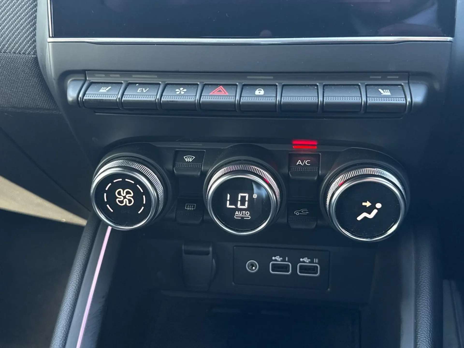 2025 RENAULT CLIO 2025 RENAULT CLIO