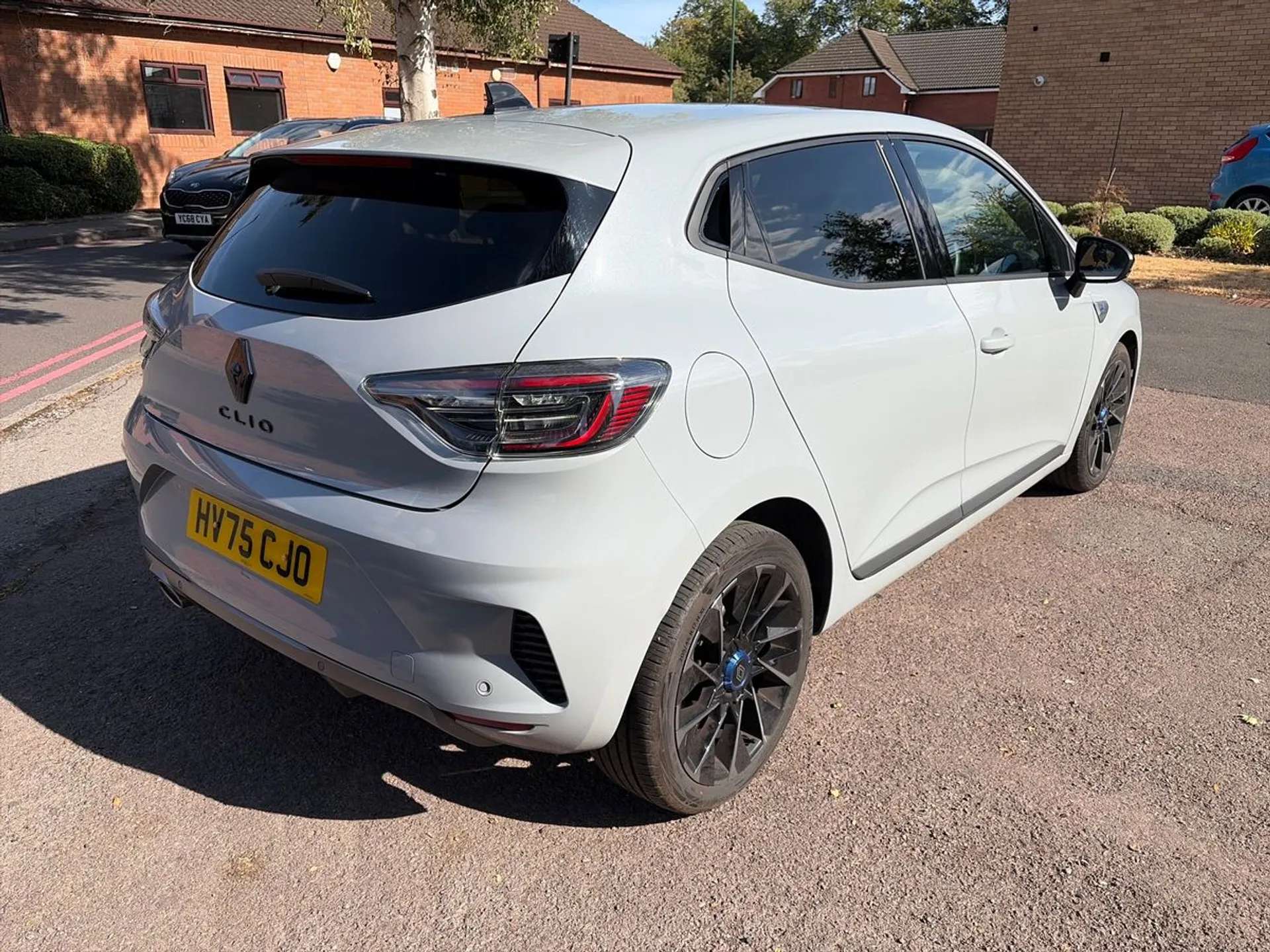 2025 RENAULT CLIO 2025 RENAULT CLIO