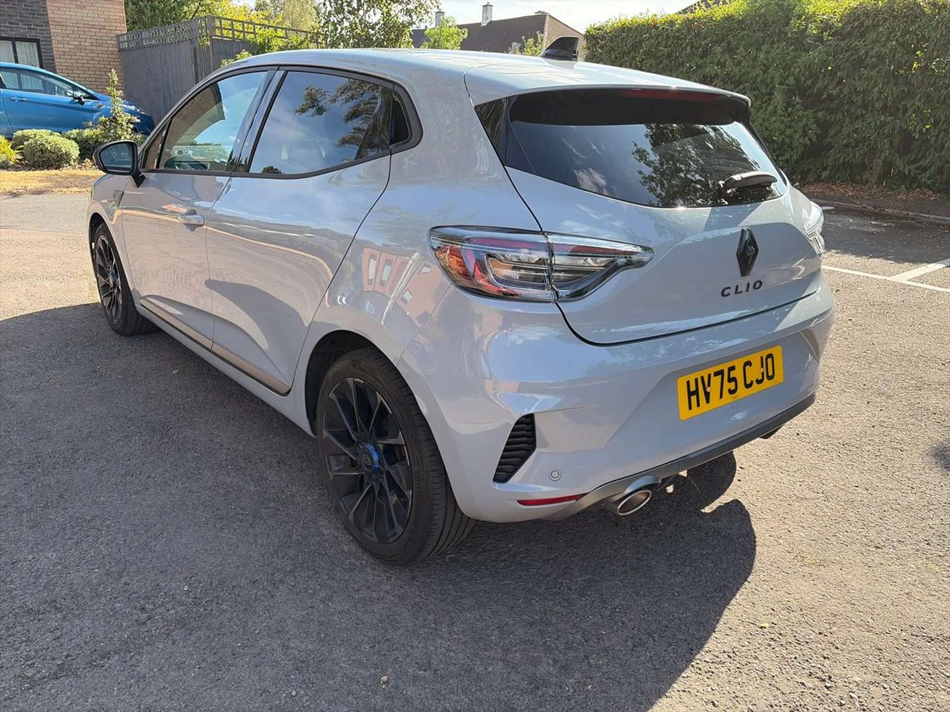 2025 RENAULT CLIO 2025 RENAULT CLIO