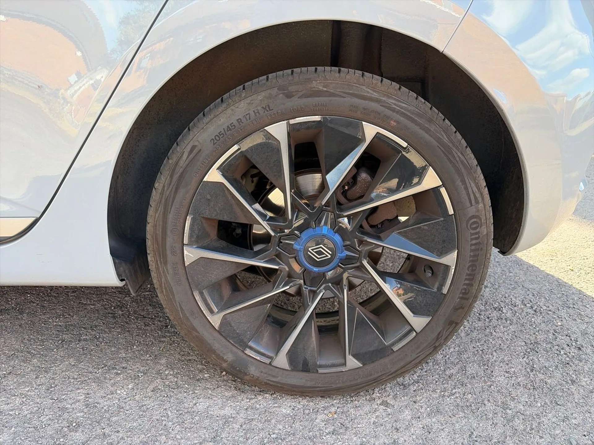 2025 RENAULT CLIO 2025 RENAULT CLIO