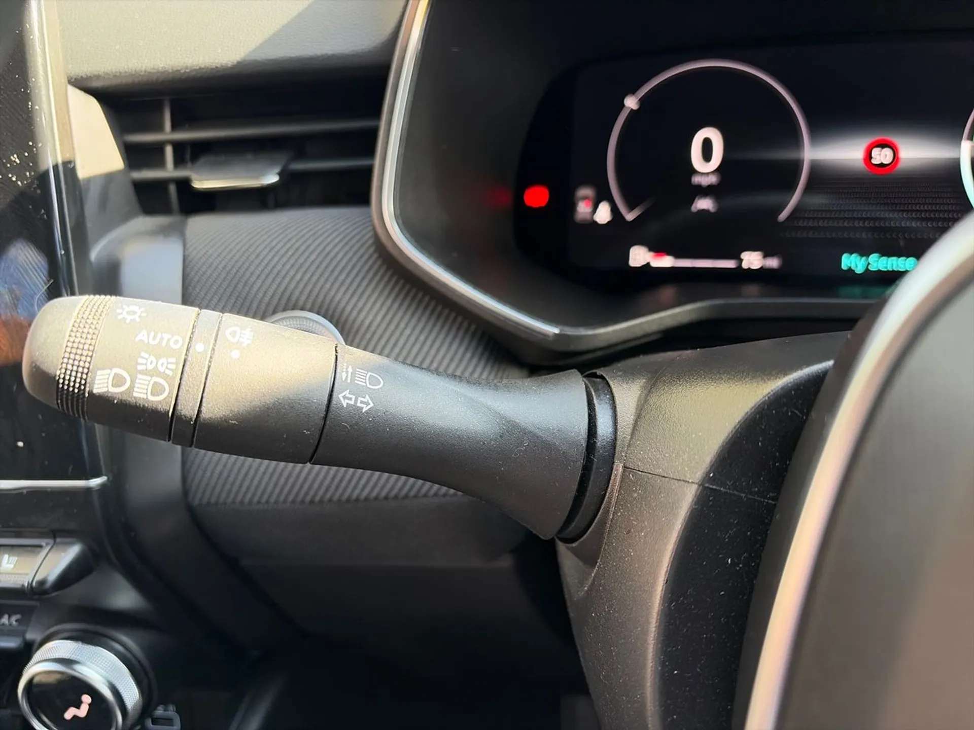 2025 RENAULT CLIO 2025 RENAULT CLIO