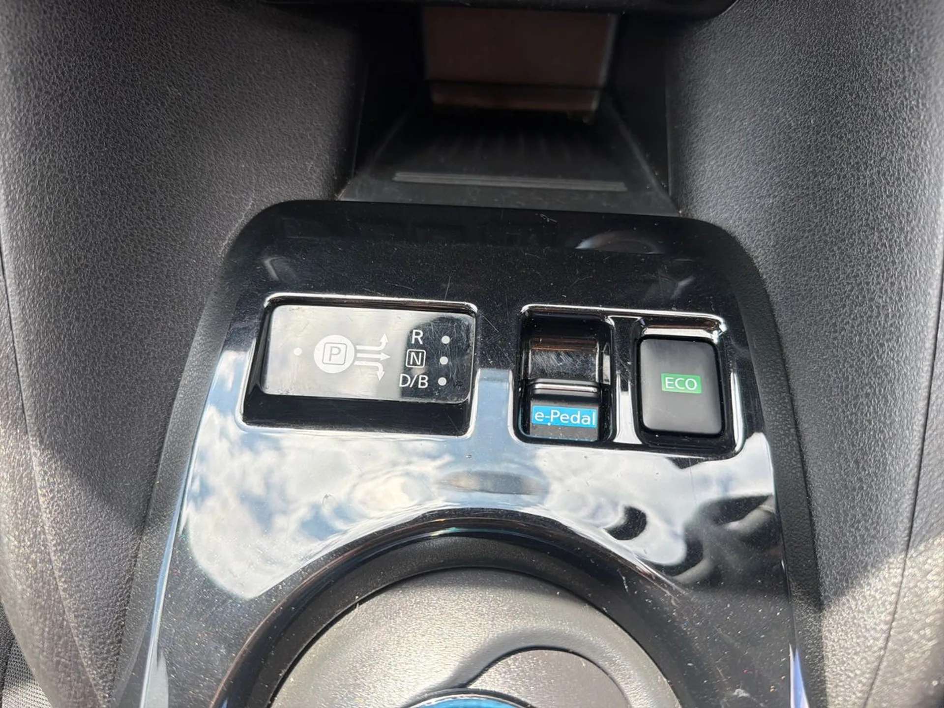2022 NISSAN LEAF 2022 NISSAN LEAF