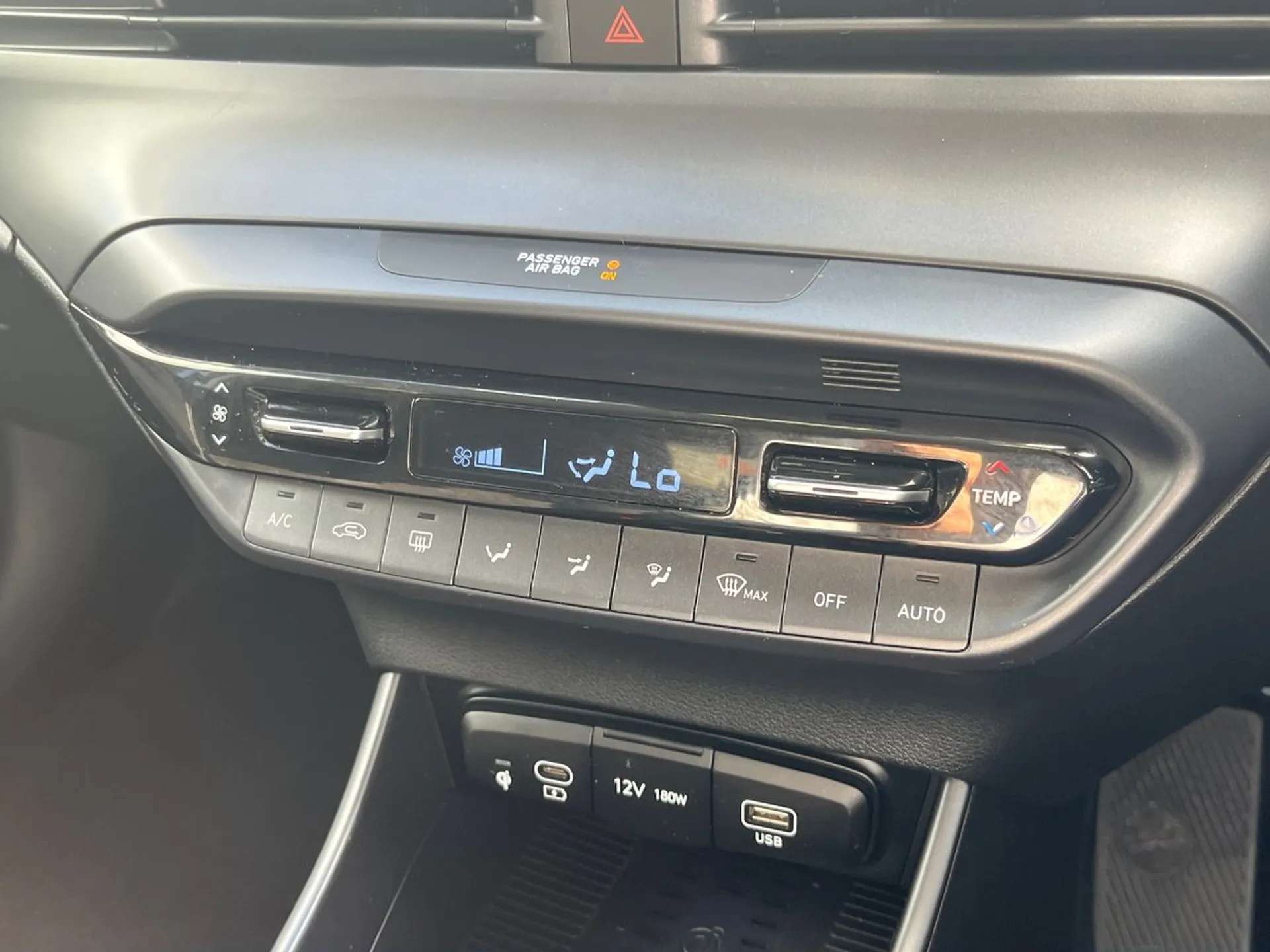 2024 HYUNDAI I20 2024 HYUNDAI I20