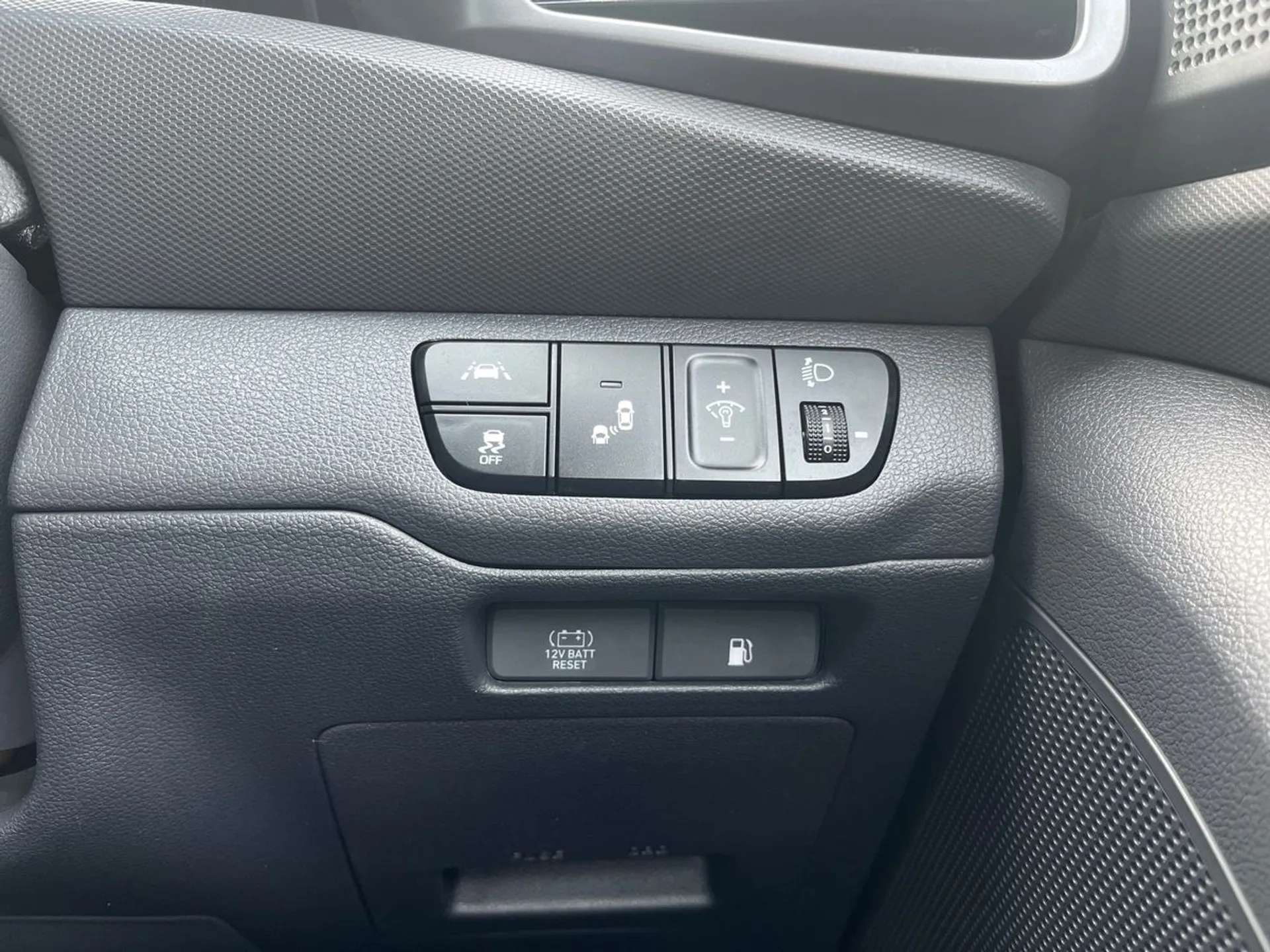 2021 HYUNDAI IONIQ 2021 HYUNDAI IONIQ