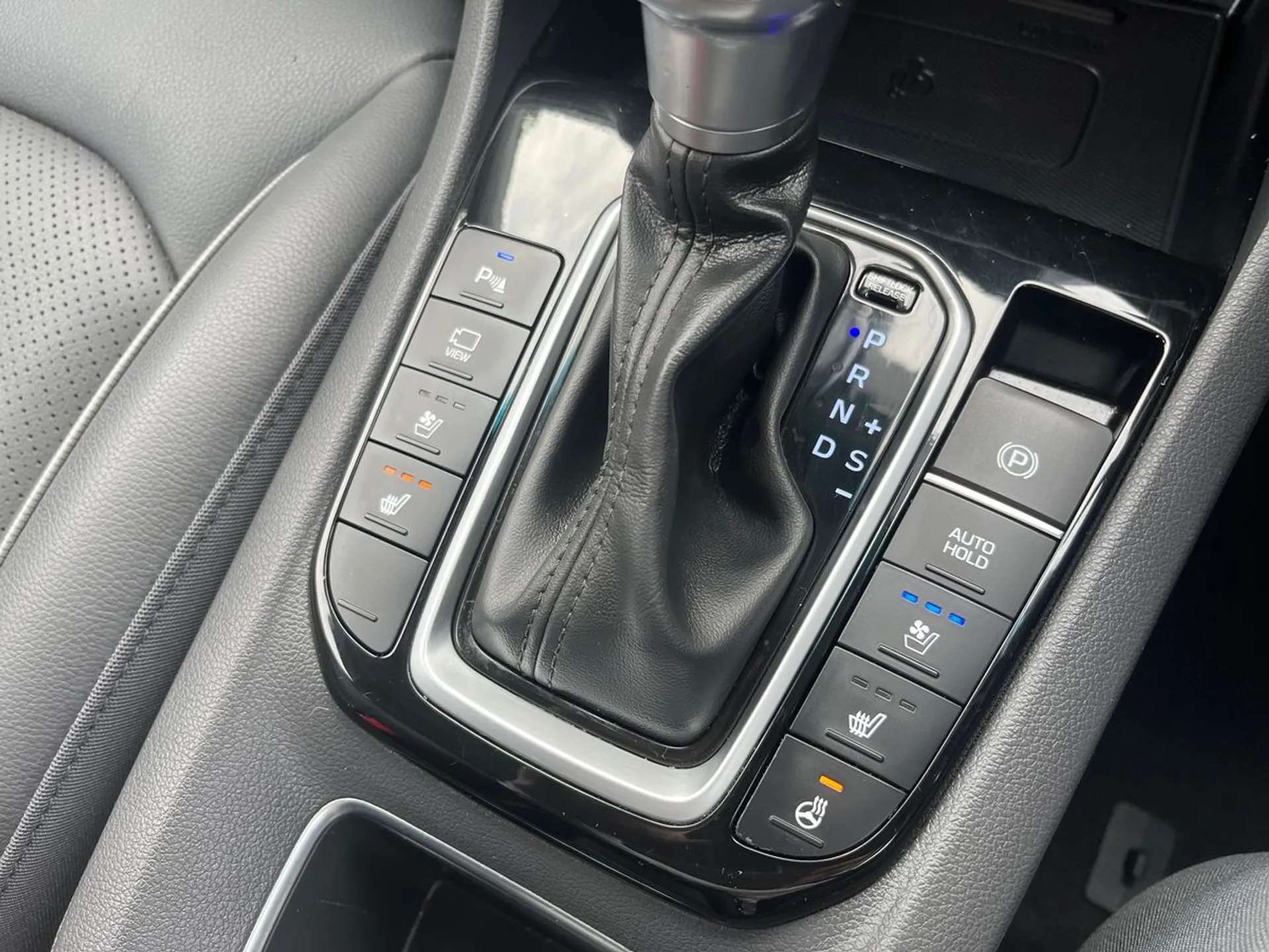 2021 HYUNDAI IONIQ 2021 HYUNDAI IONIQ