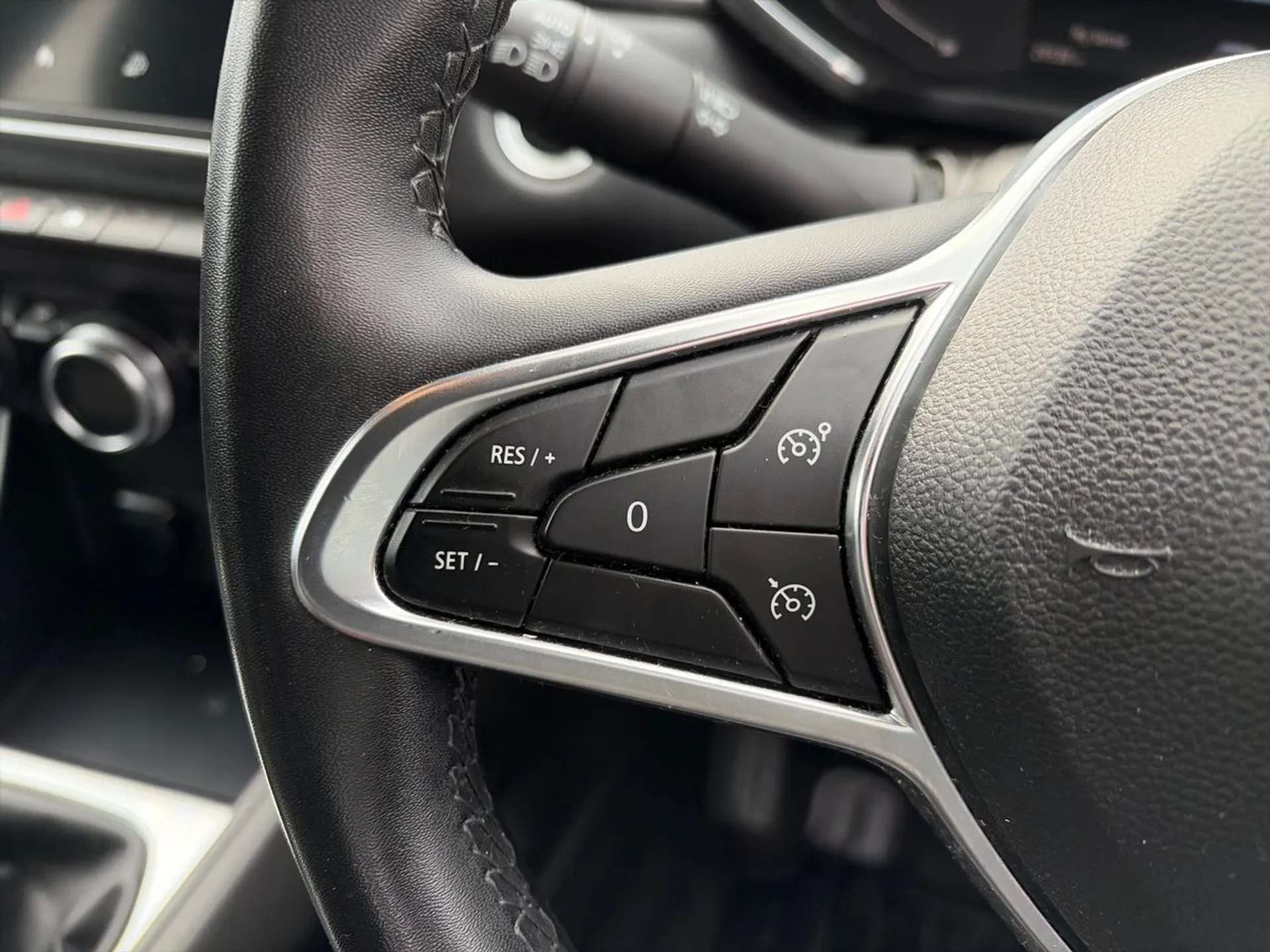 2022 RENAULT CAPTUR 2022 RENAULT CAPTUR