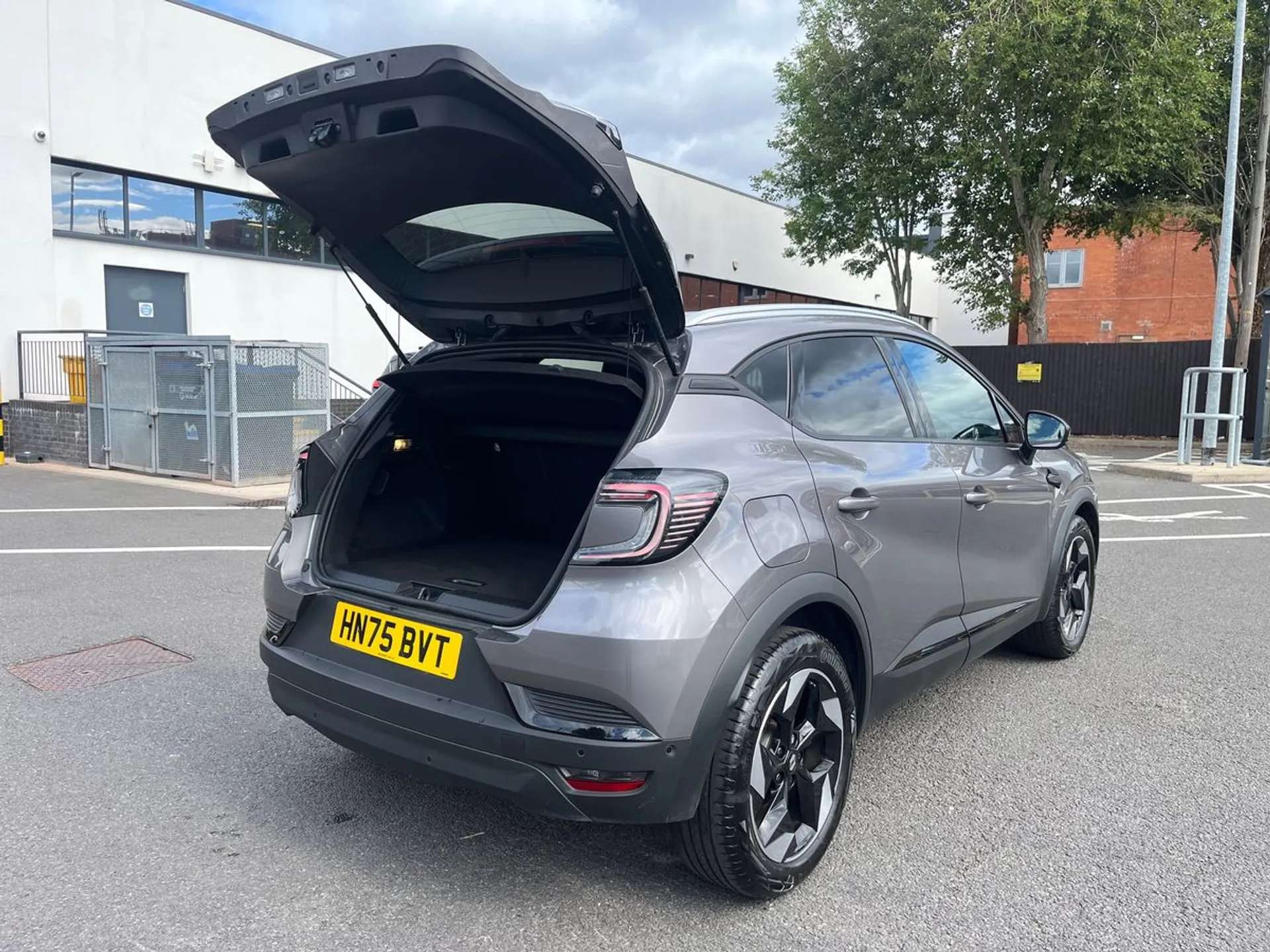 2025 RENAULT CAPTUR 2025 RENAULT CAPTUR