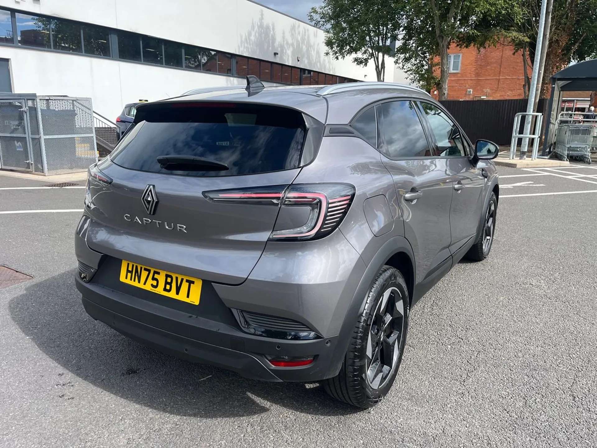 2025 RENAULT CAPTUR 2025 RENAULT CAPTUR