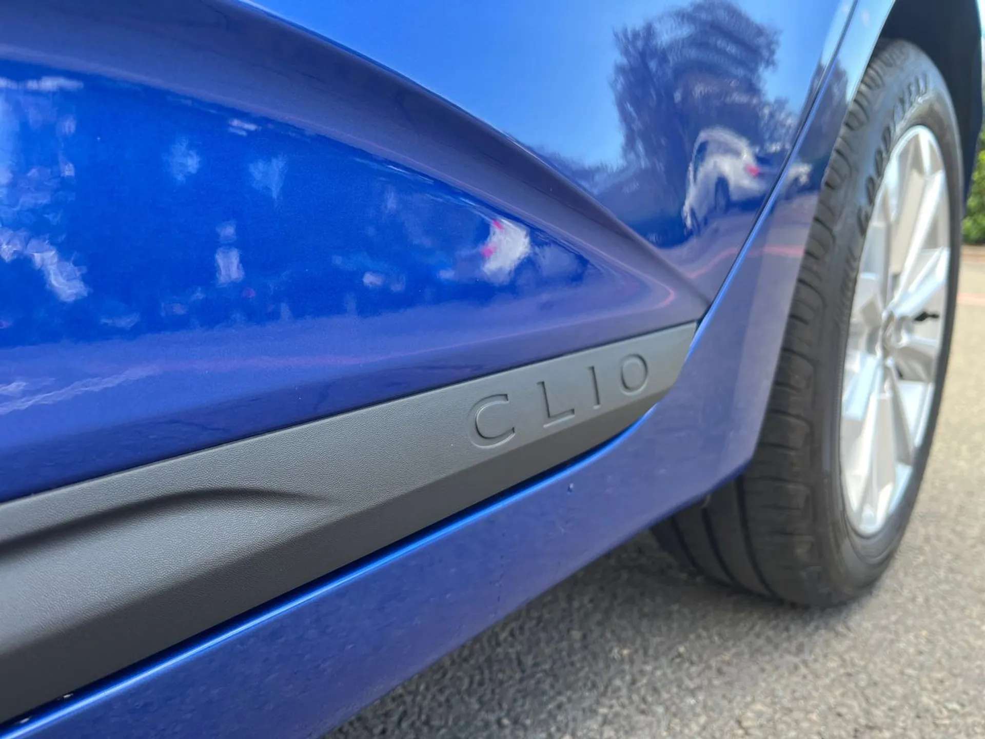 2024 RENAULT CLIO 2024 RENAULT CLIO