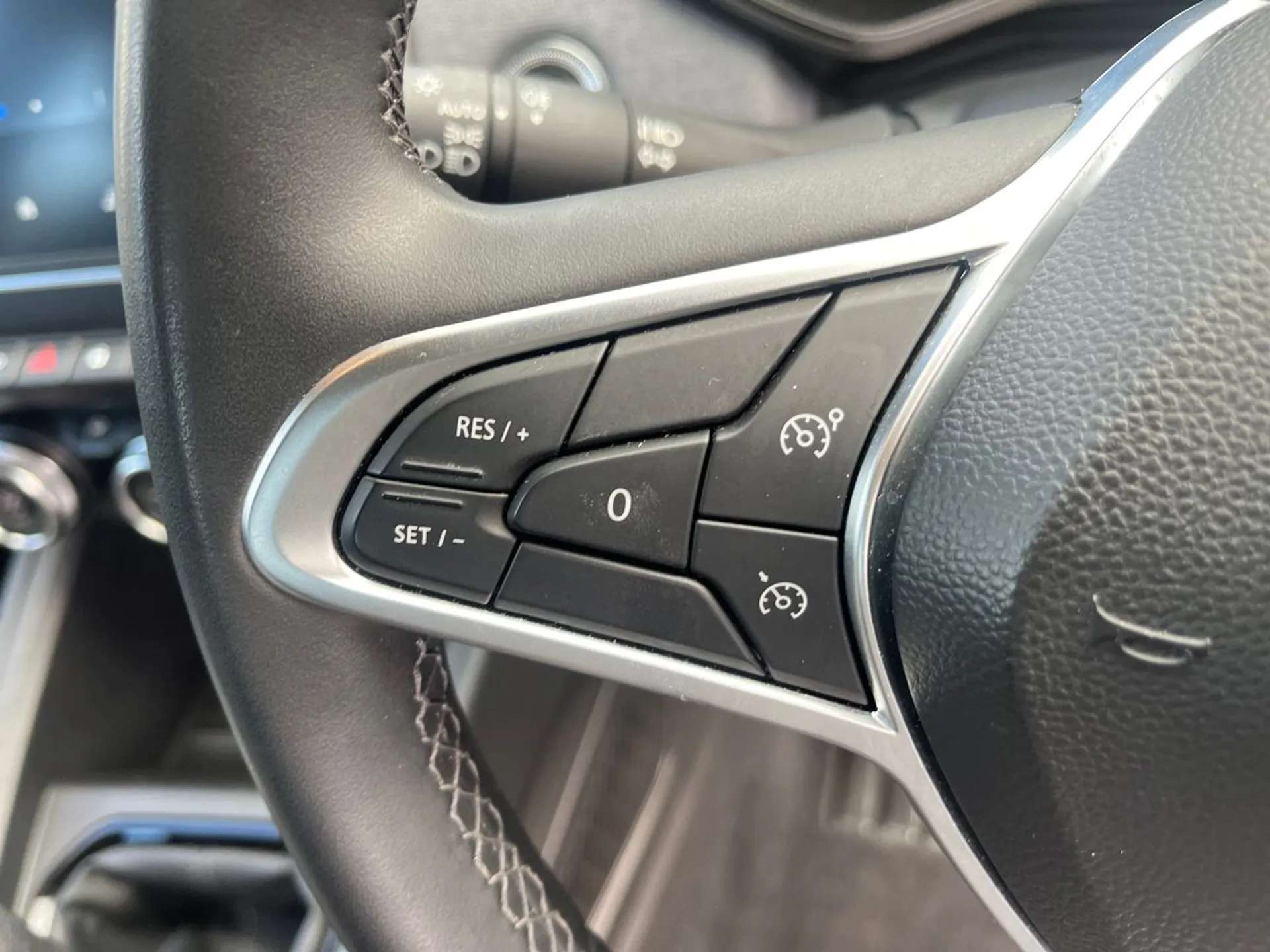 2024 RENAULT CLIO 2024 RENAULT CLIO