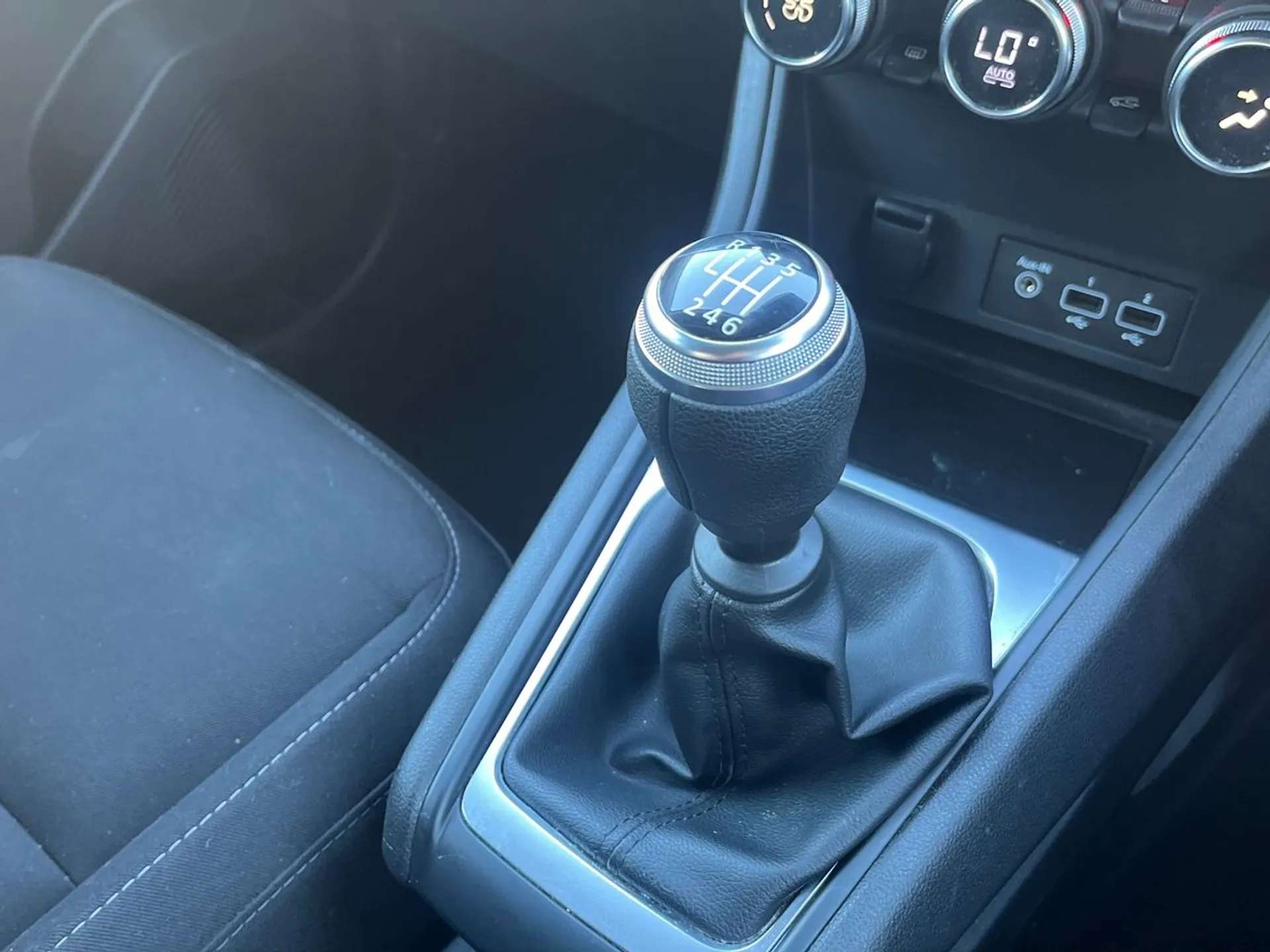 2021 RENAULT CAPTUR 2021 RENAULT CAPTUR