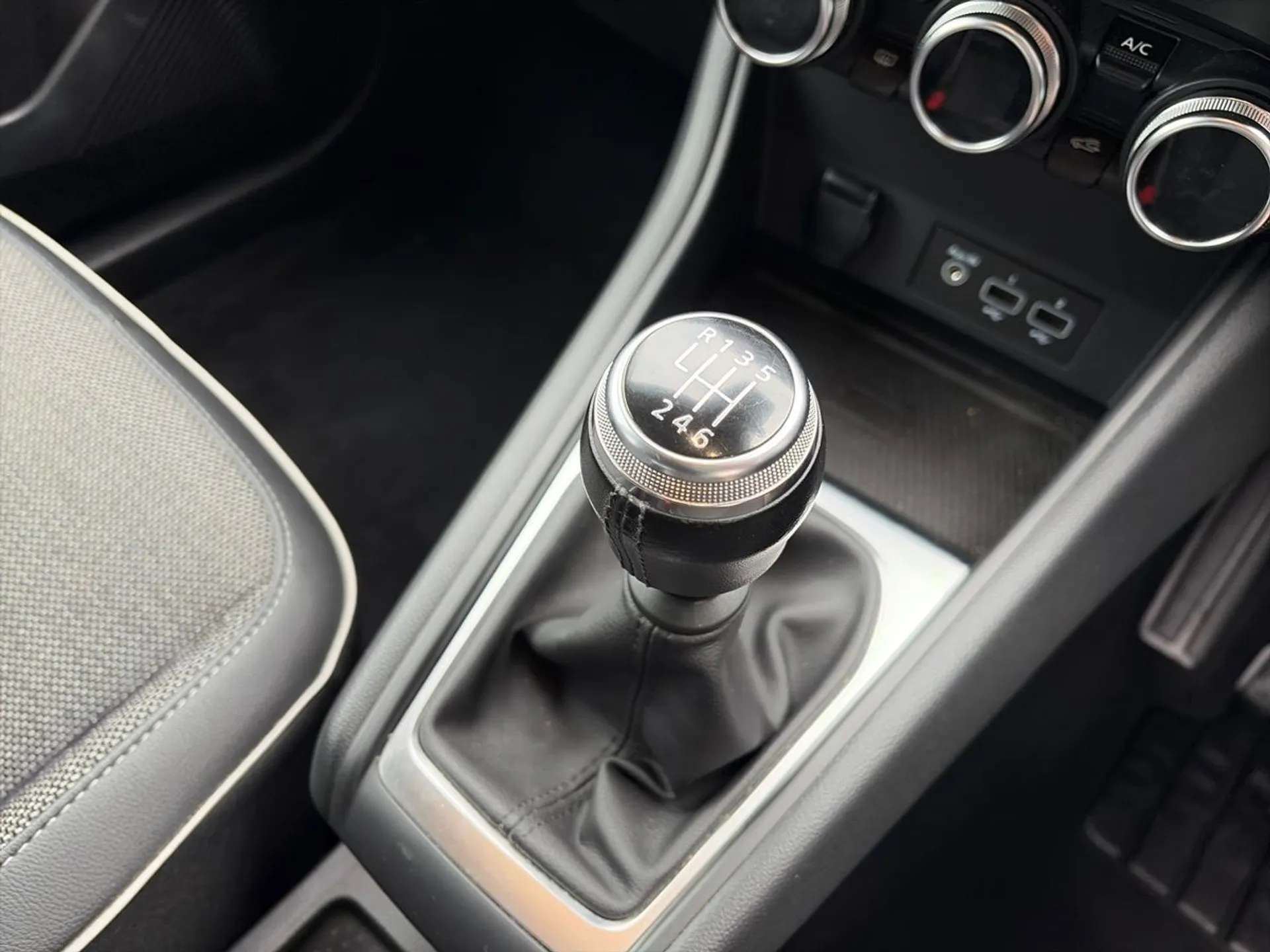 2020 RENAULT CAPTUR 2020 RENAULT CAPTUR