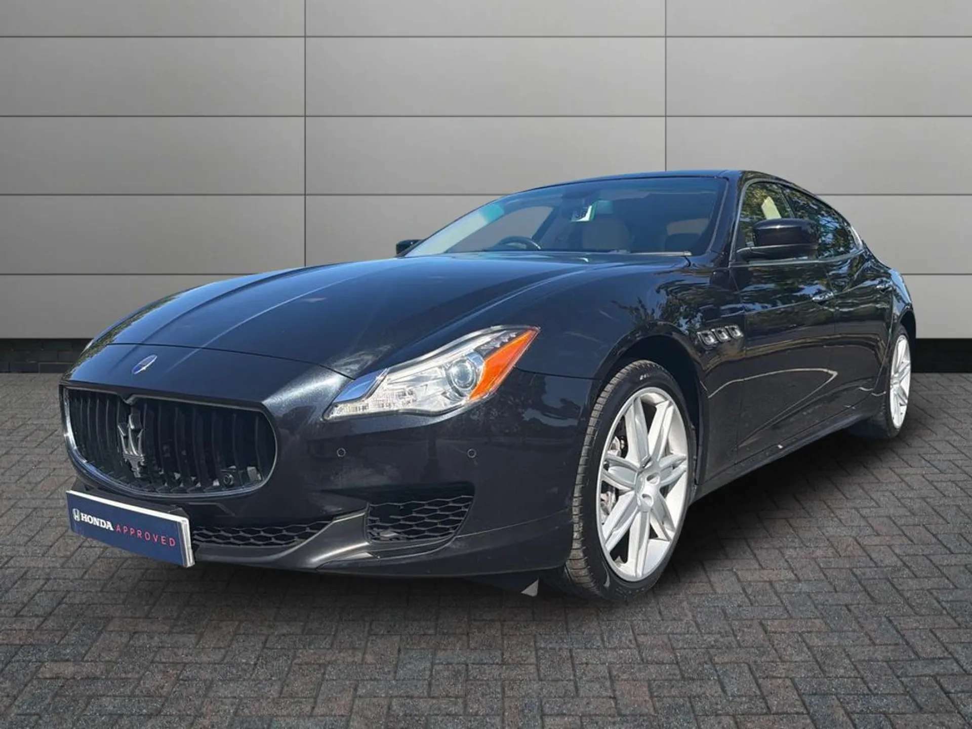 2015 MASERATI QUATTROPORTE 2015 MASERATI QUATTROPORTE