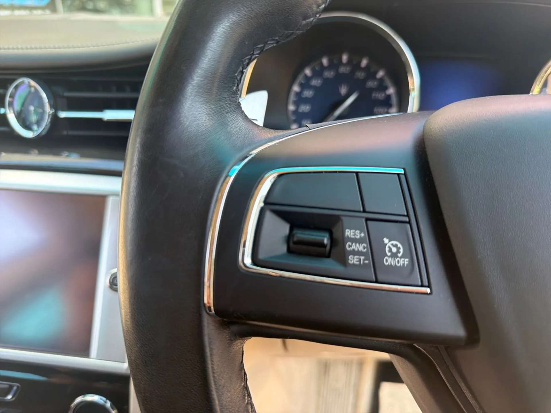 2015 MASERATI QUATTROPORTE 2015 MASERATI QUATTROPORTE
