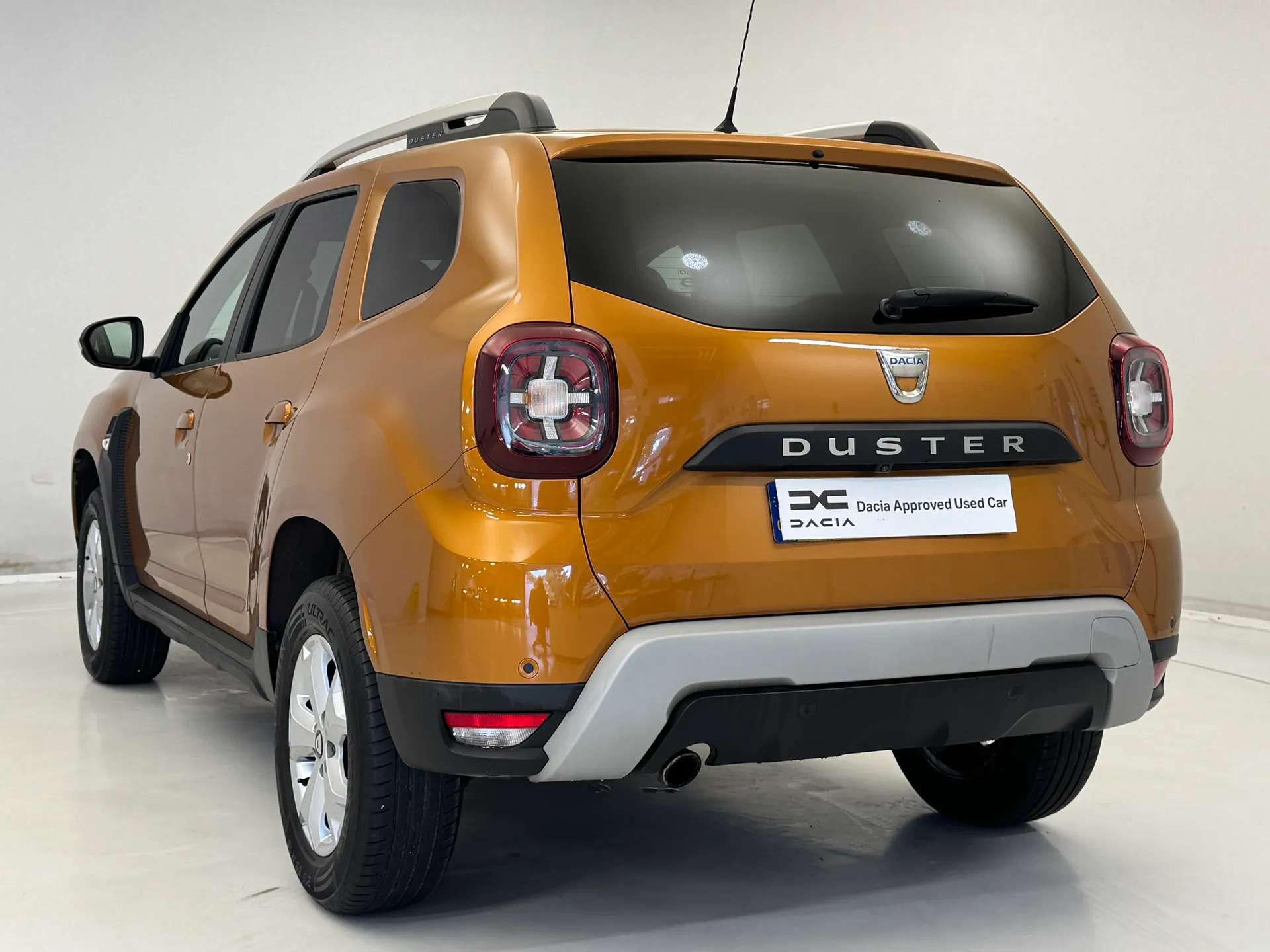 A 2018 DACIA DUSTER 1.6 SCe Comfort 5dr A 2018 DACIA DUSTER 1.6 SCe Comfort 5dr