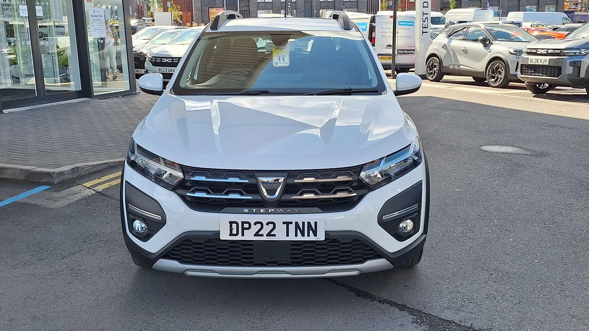 A 2022 DACIA SANDERO STEPWAY 1.0 TCe Comfort 5dr A 2022 DACIA SANDERO STEPWAY 1.0 TCe Comfort 5dr