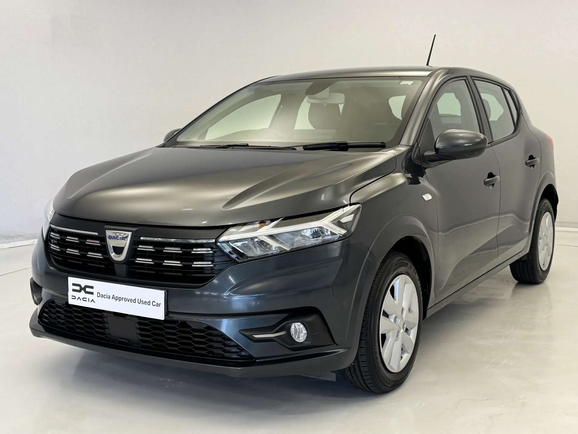 A 2022 DACIA SANDERO 1.0 TCe Comfort 5dr A 2022 DACIA SANDERO 1.0 TCe Comfort 5dr