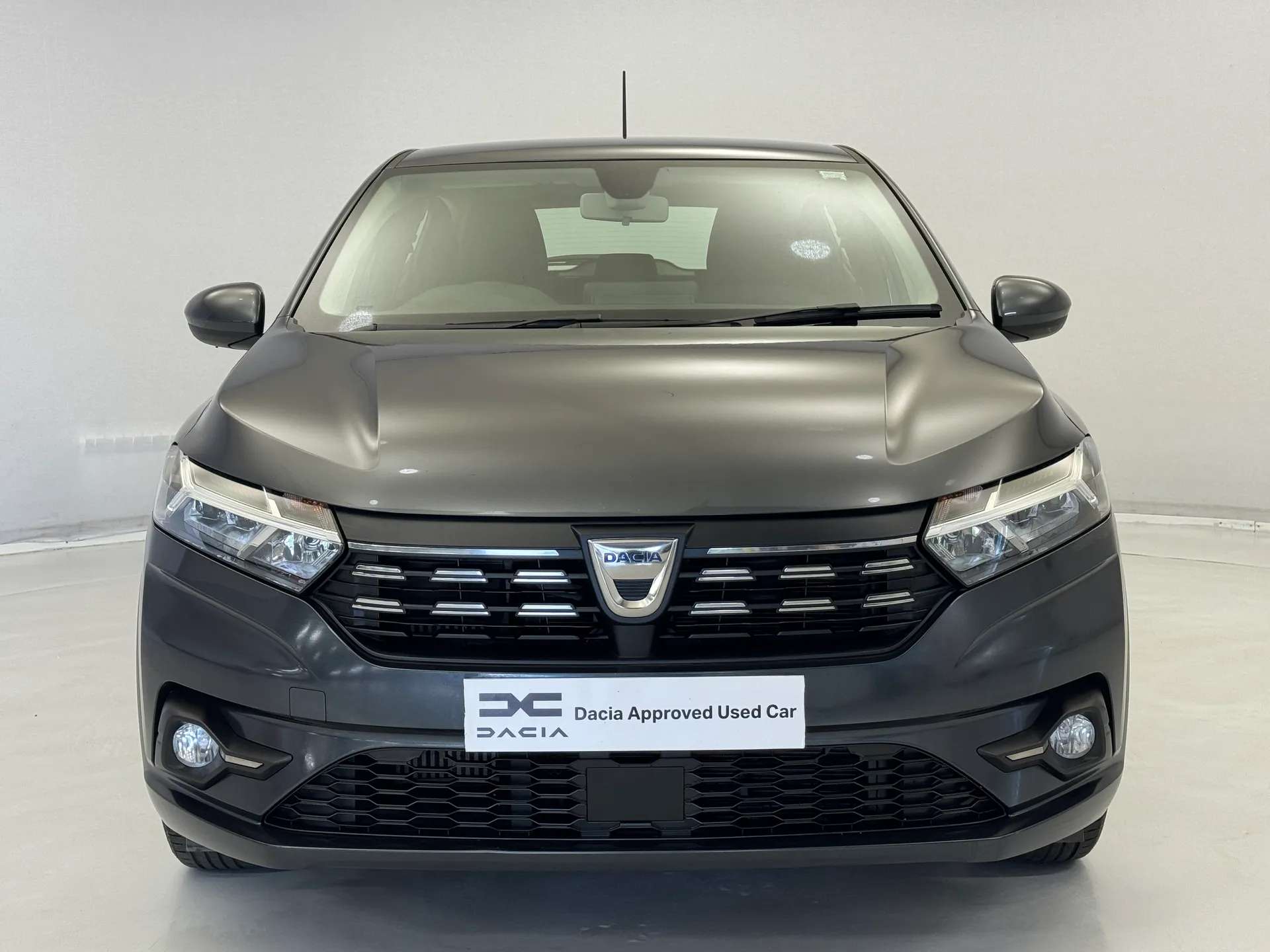A 2022 DACIA SANDERO 1.0 TCe Comfort 5dr A 2022 DACIA SANDERO 1.0 TCe Comfort 5dr