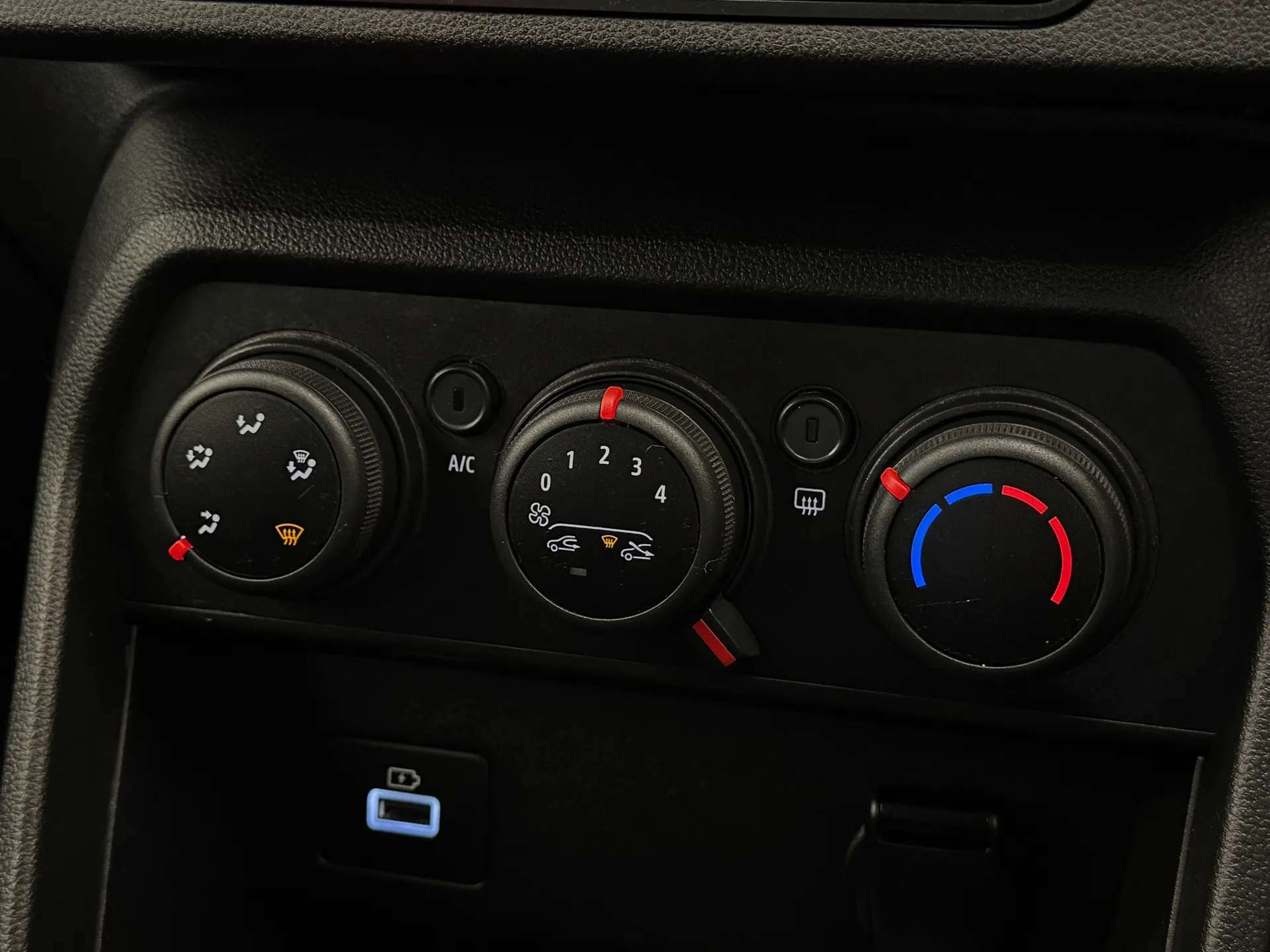 2022 DACIA SANDERO 2022 DACIA SANDERO