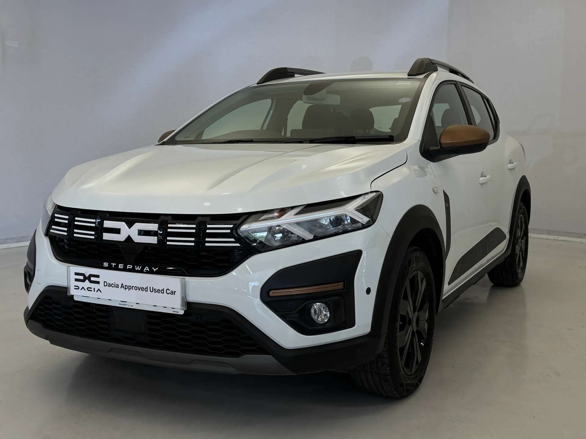 A 2023 DACIA SANDERO STEPWAY 1.0 TCe Extreme 5dr A 2023 DACIA SANDERO STEPWAY 1.0 TCe Extreme 5dr