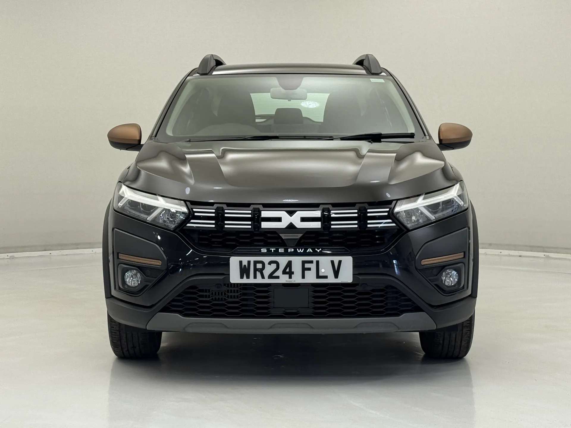 A 2024 DACIA SANDERO STEPWAY 1.0 TCe Extreme 5dr A 2024 DACIA SANDERO STEPWAY 1.0 TCe Extreme 5dr